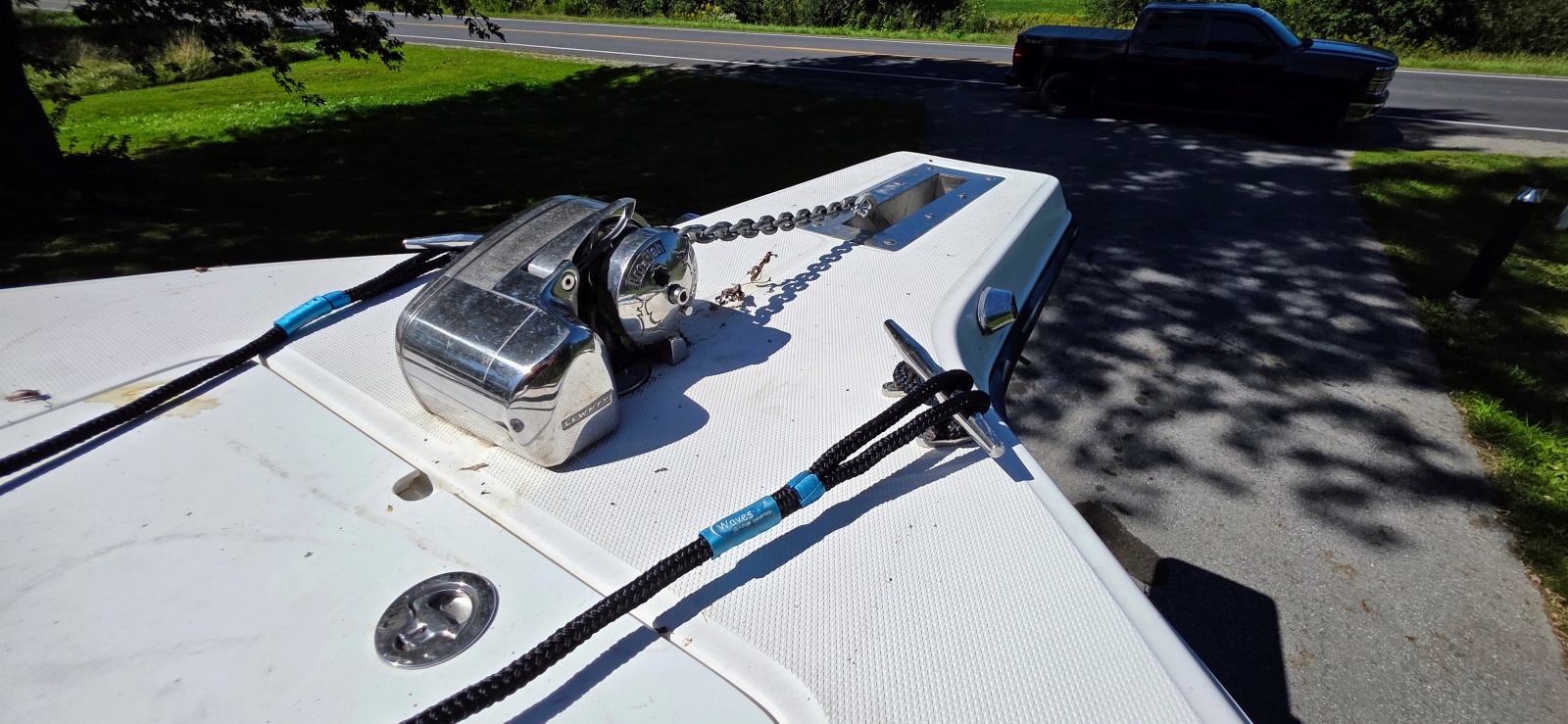 2005 Angler 2700 CC