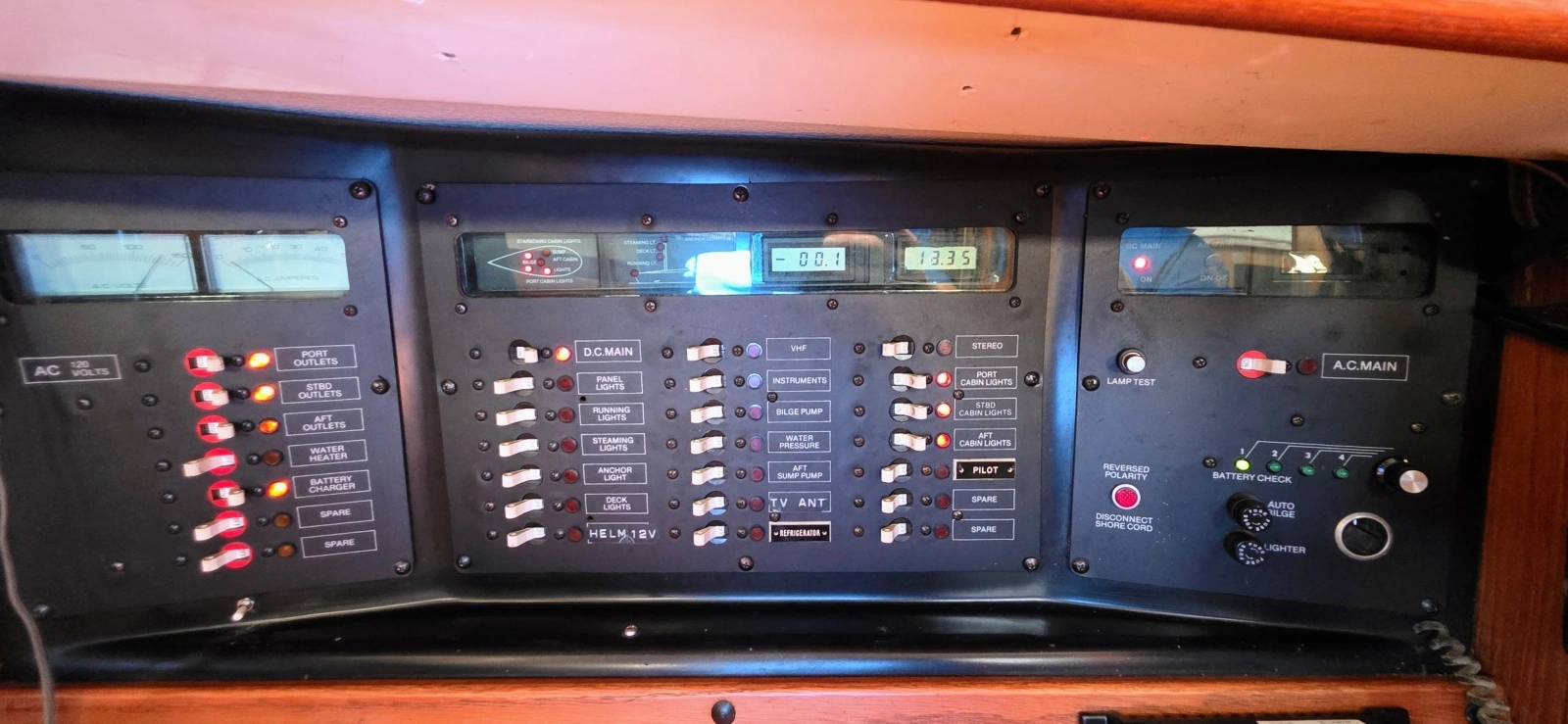 1987 Hunter 37 Legend