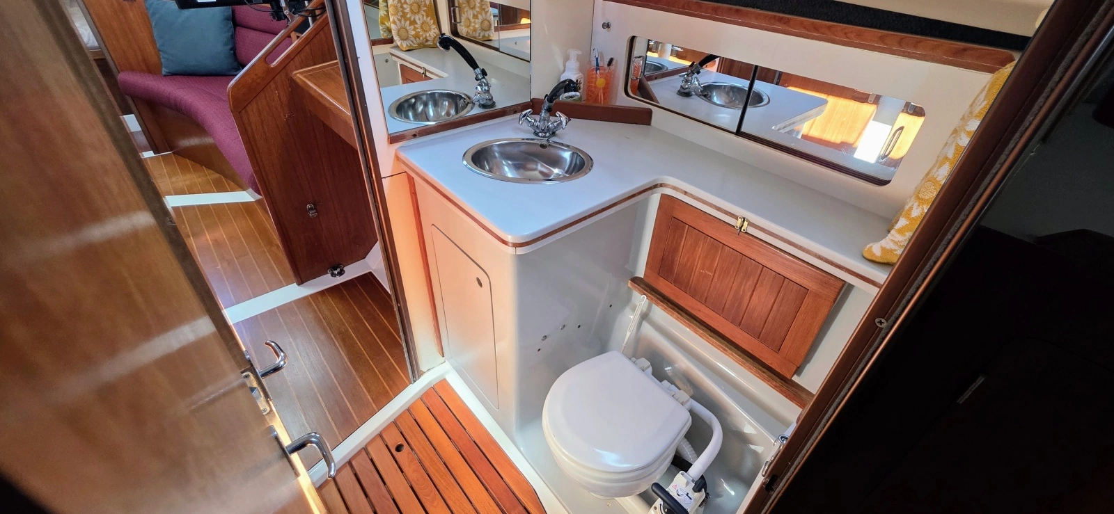 1987 Hunter 37 Legend