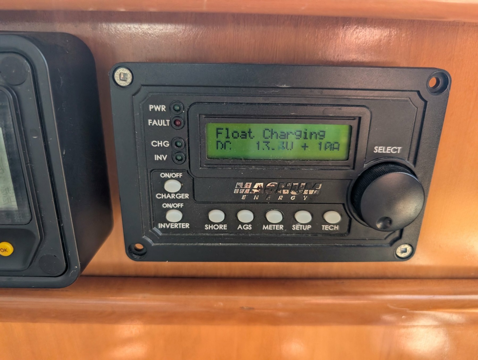 2001 Carver 326 Aft Cabin