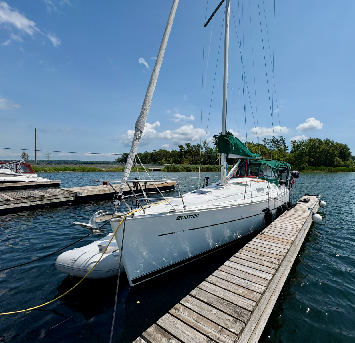 2005 Beneteau  323
