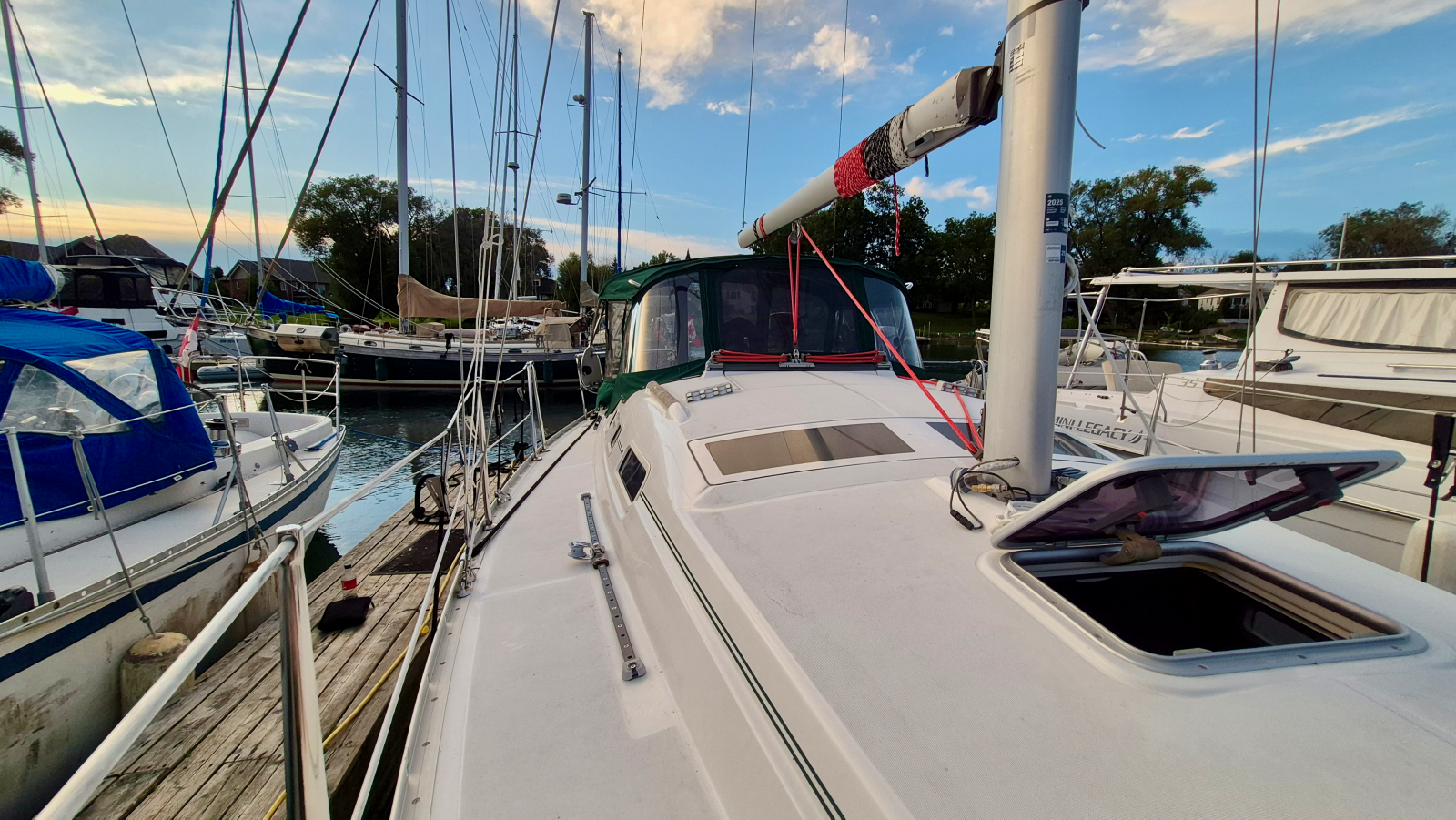 2005 Beneteau  323