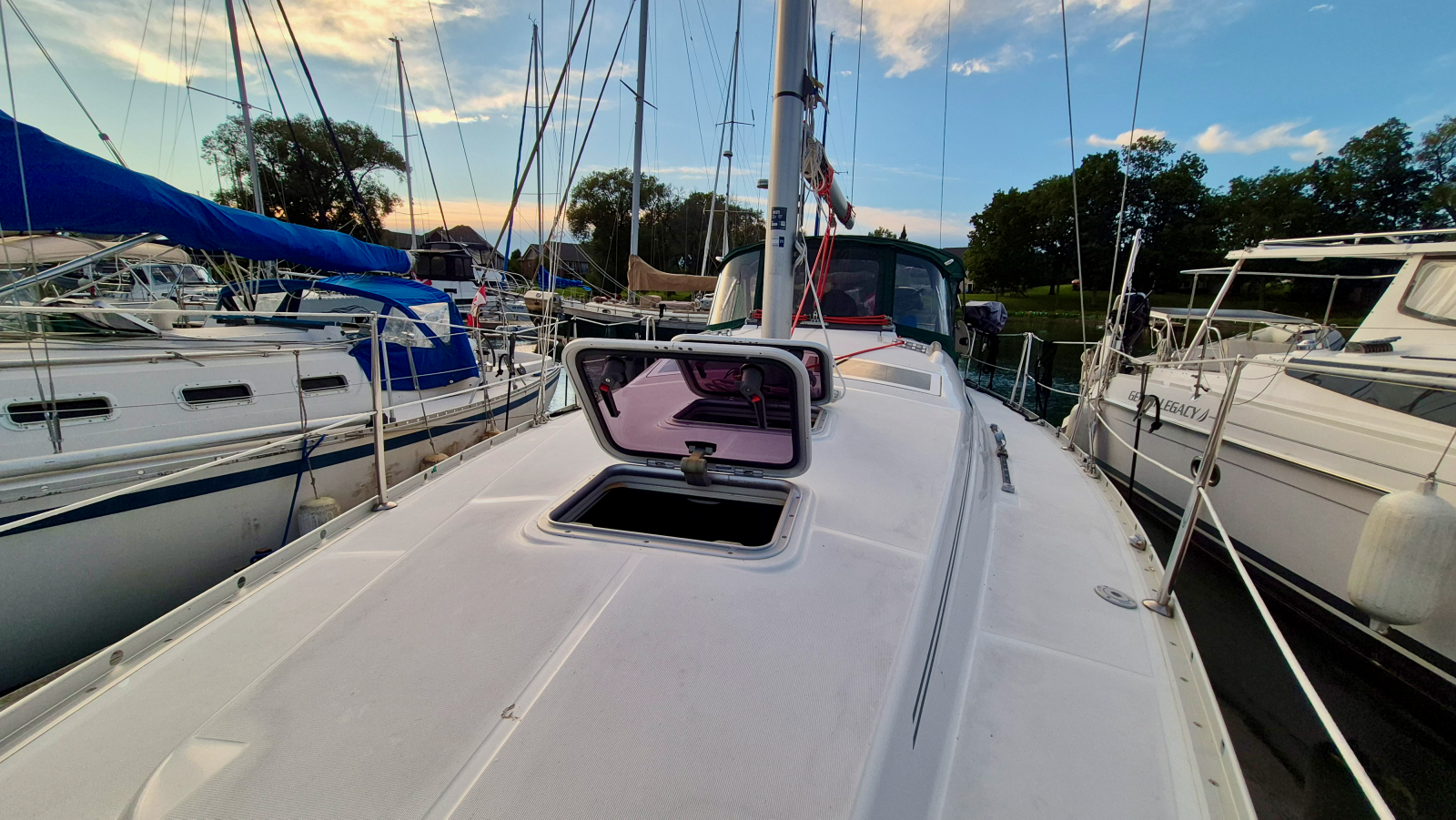 2005 Beneteau  323