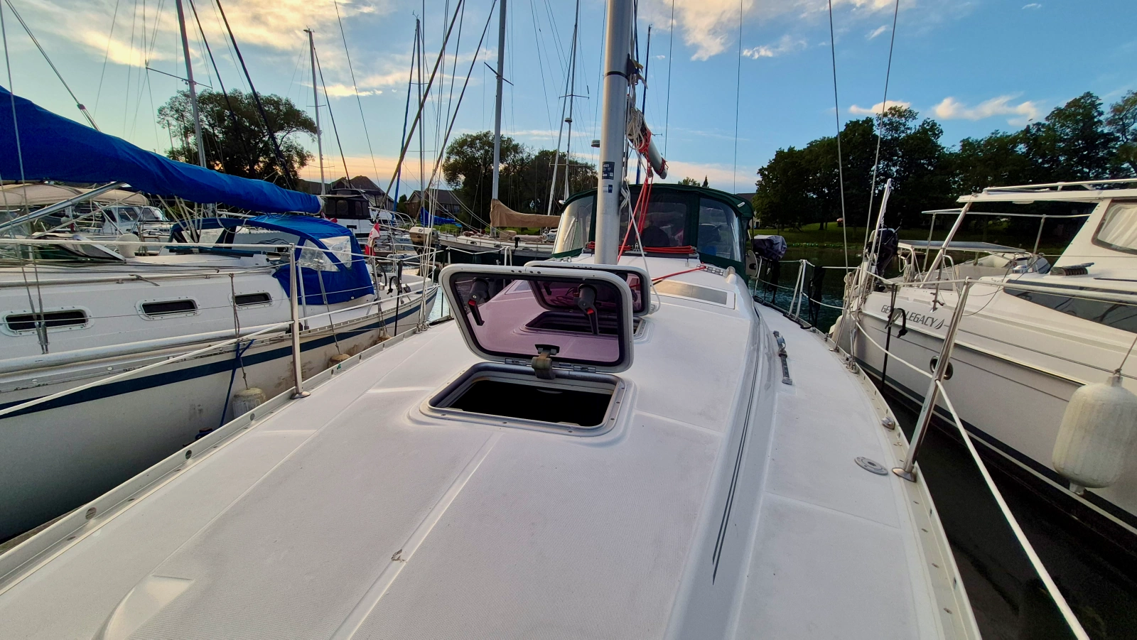 2005 Beneteau  323