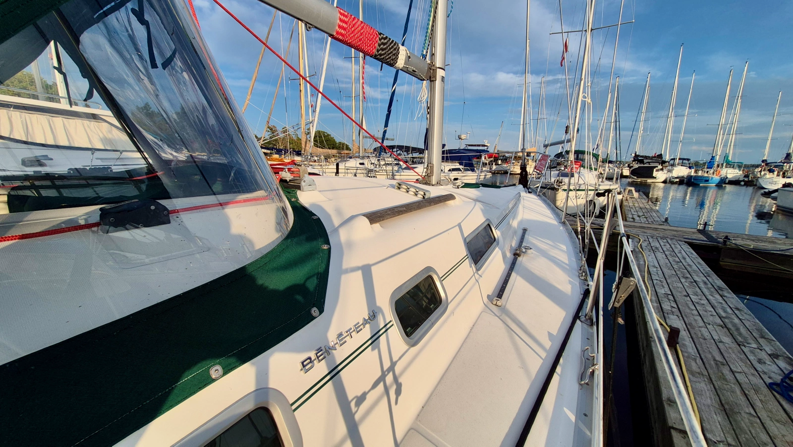 2005 Beneteau  323
