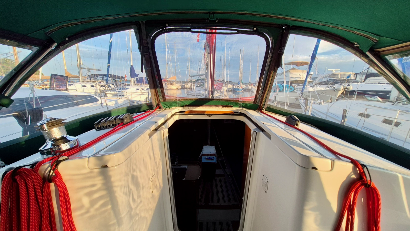 2005 Beneteau  323