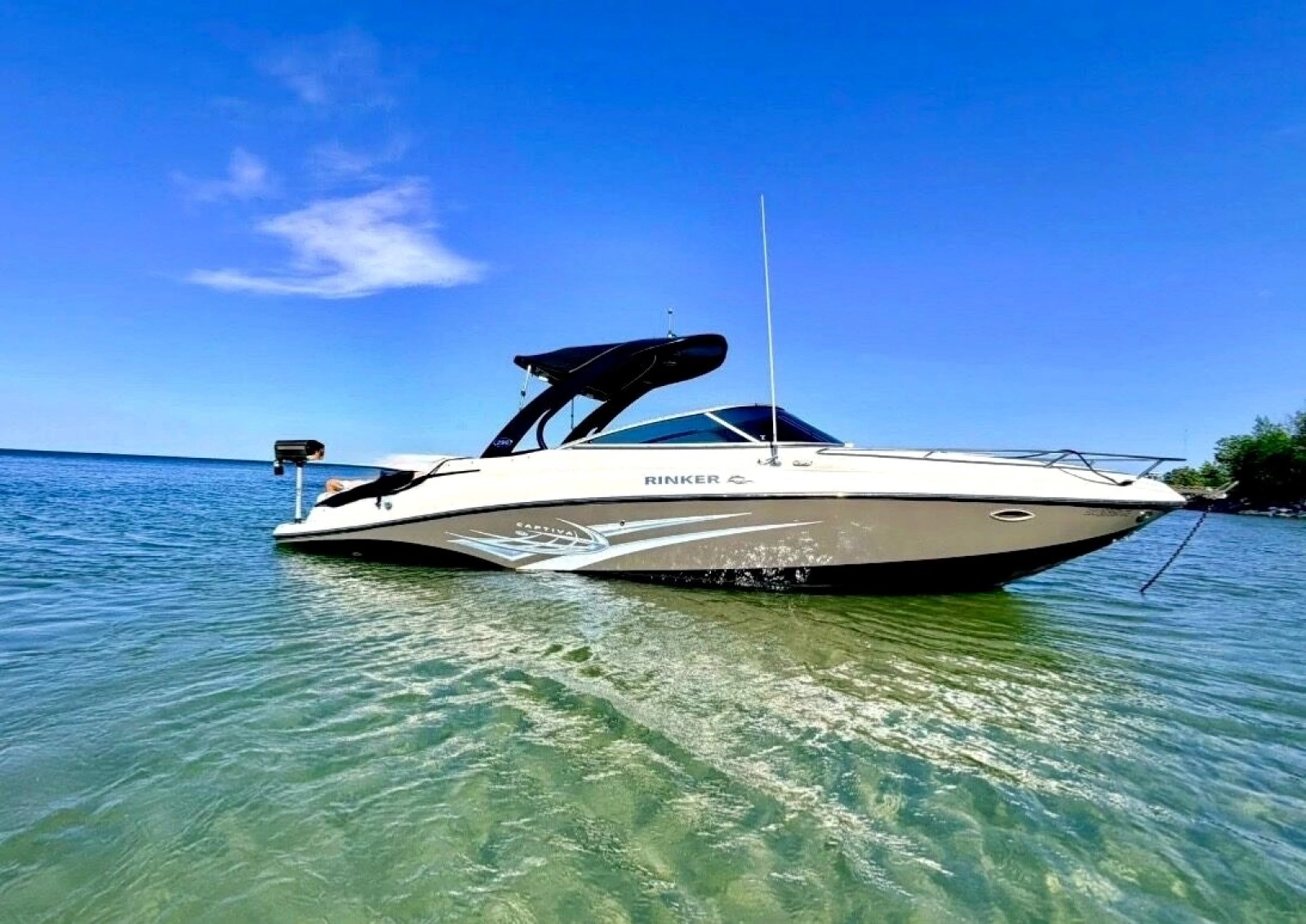 2011 Rinker 296 Captiva
