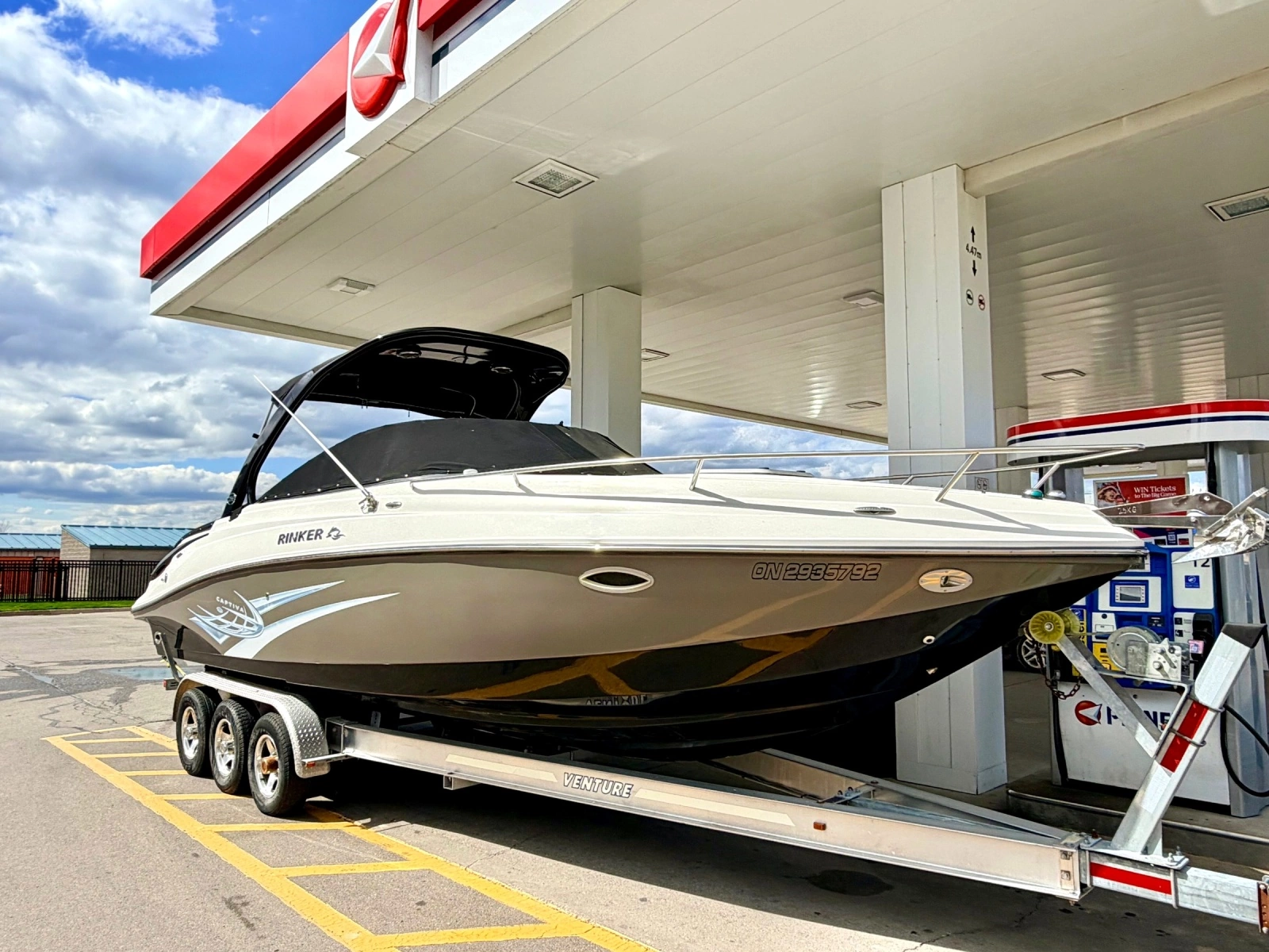 2011 Rinker 296 Captiva