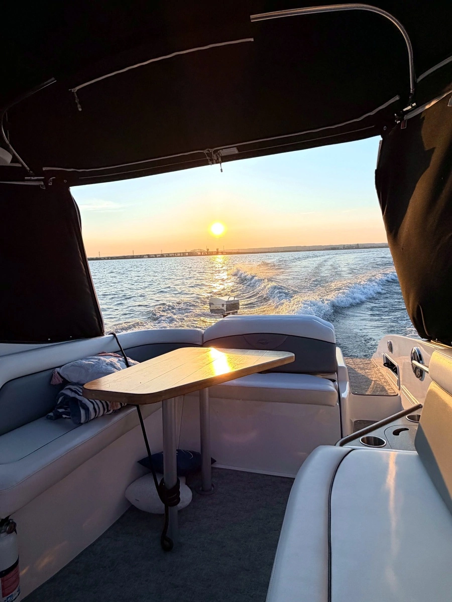 2011 Rinker 296 Captiva