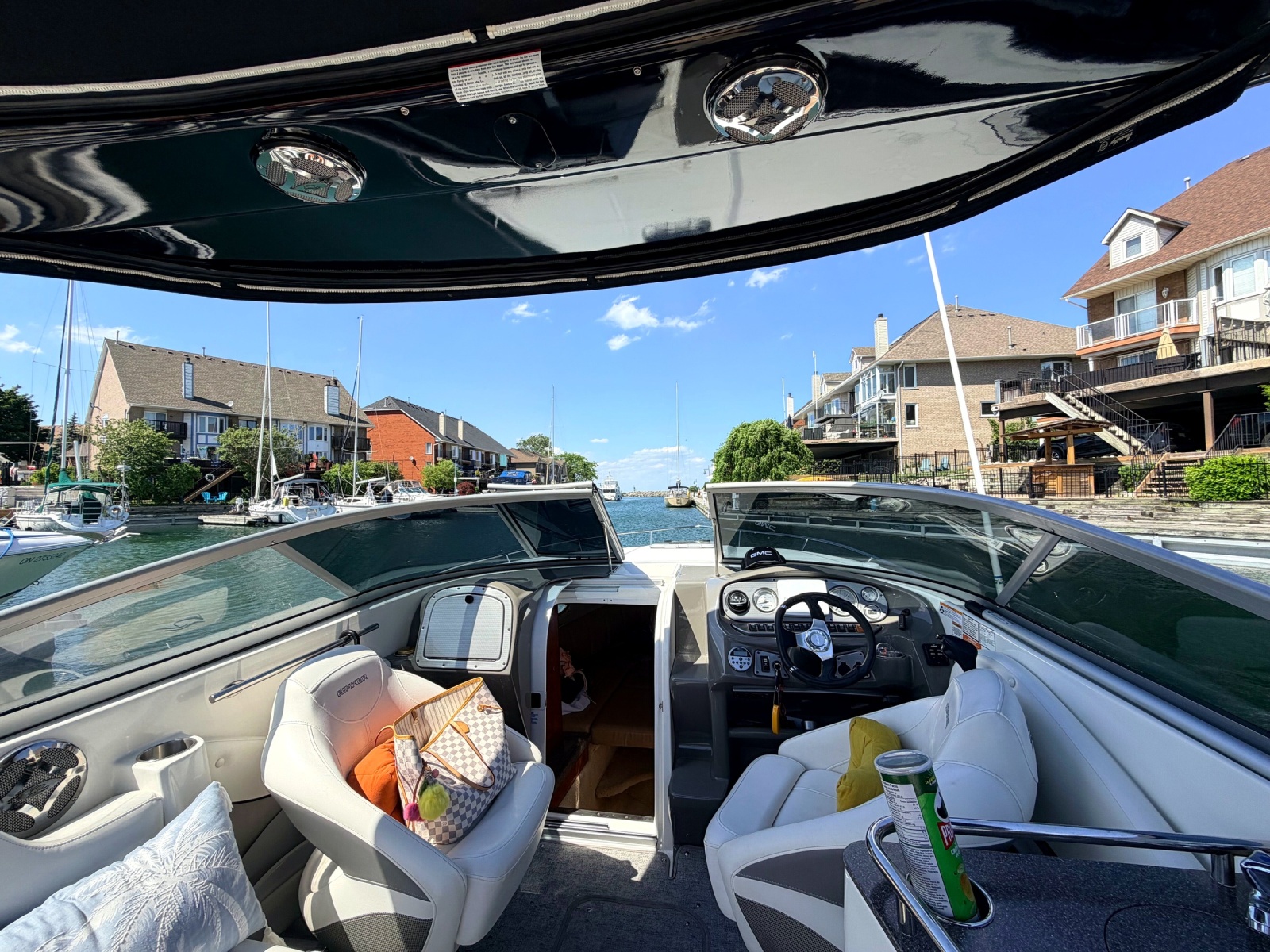 2011 Rinker 296 Captiva