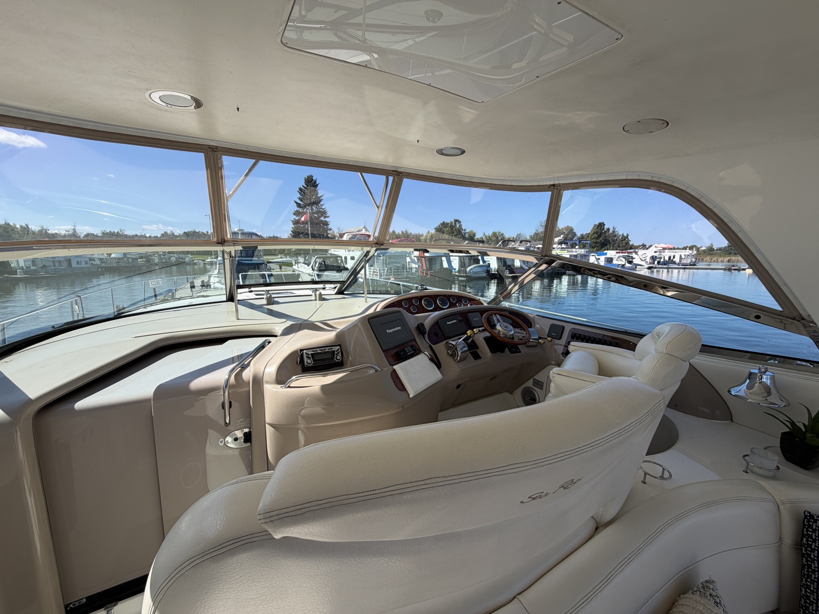 2000 Sea Ray 460 Sundancer