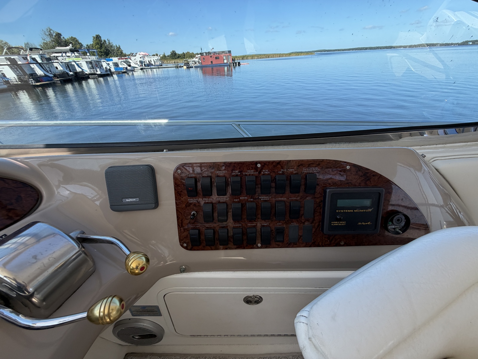 2000 Sea Ray 460 Sundancer