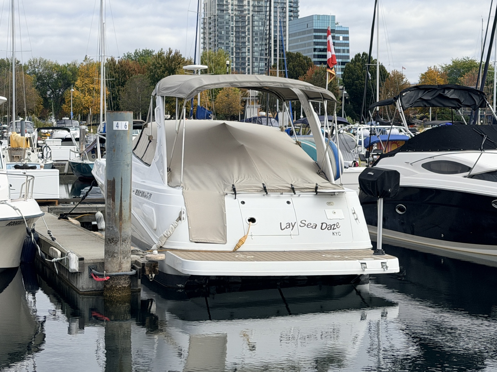 2003 Four Winns 298 Vista