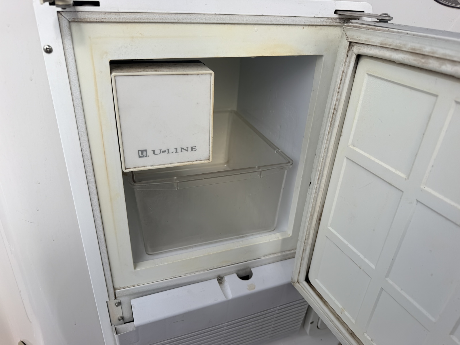 2003 Four Winns 298 Vista