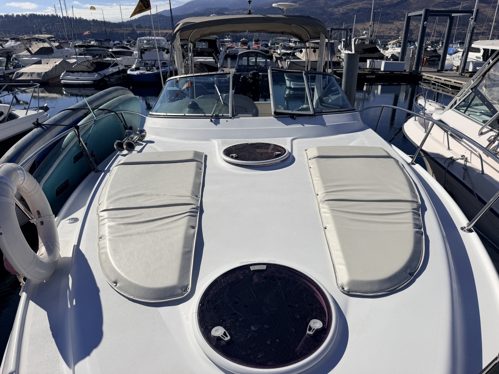 2003 Four Winns 298 Vista