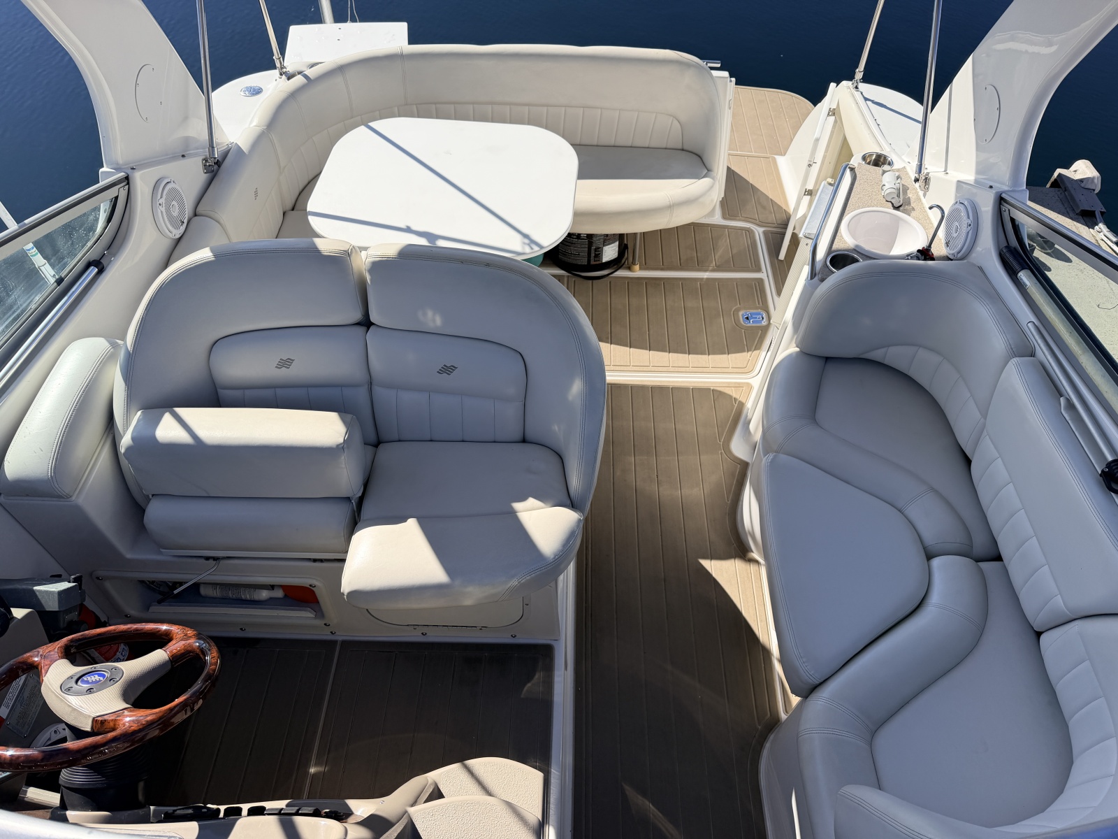 2003 Four Winns 298 Vista