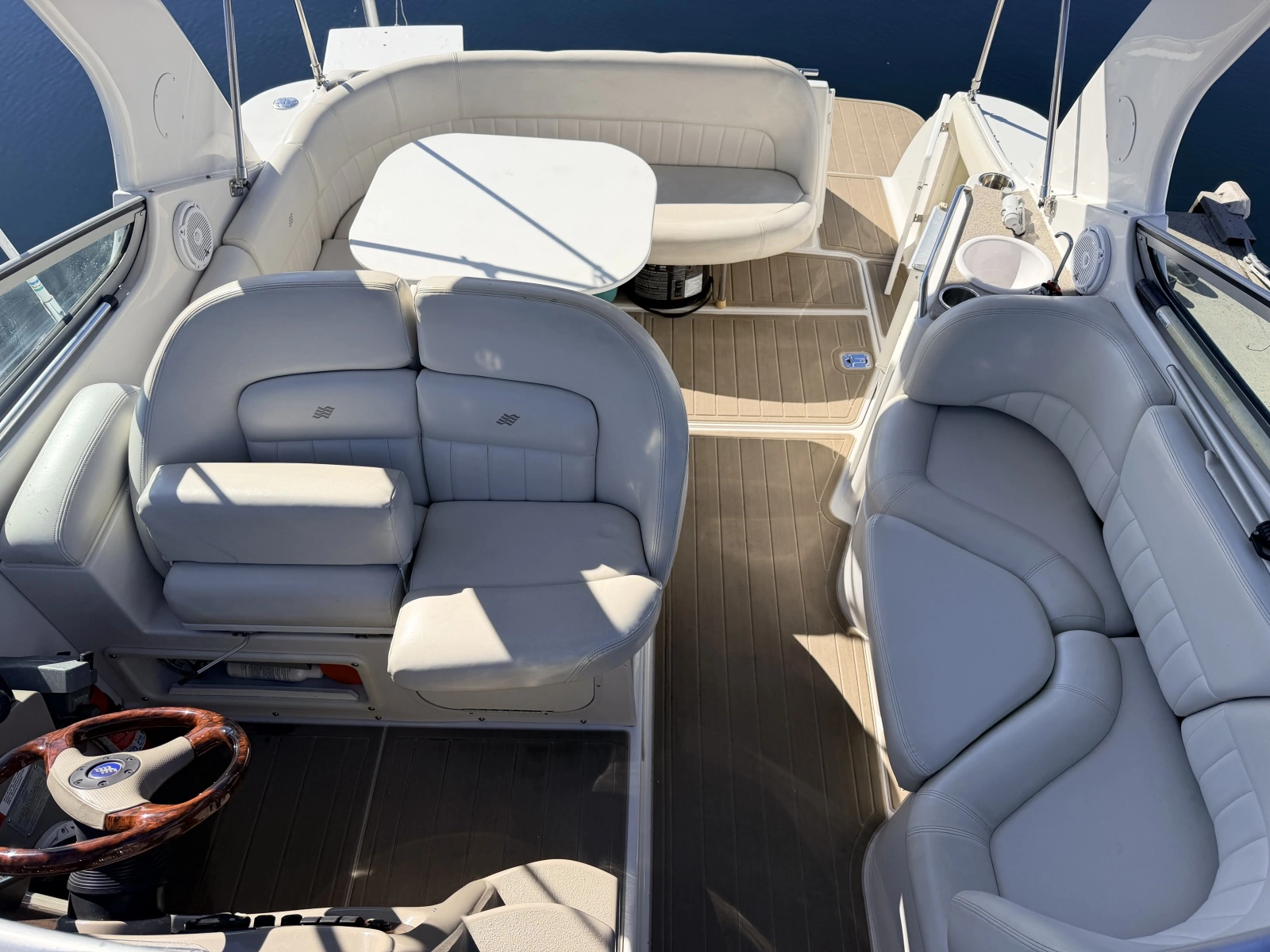 2003 Four Winns 298 Vista