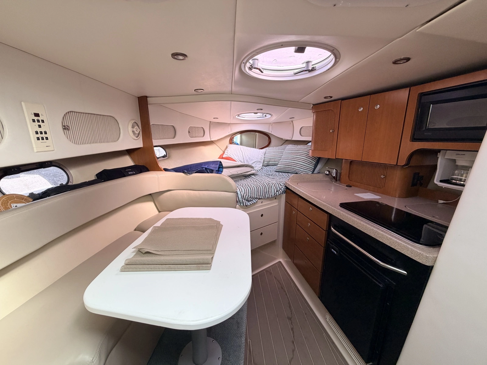 2003 Four Winns 298 Vista