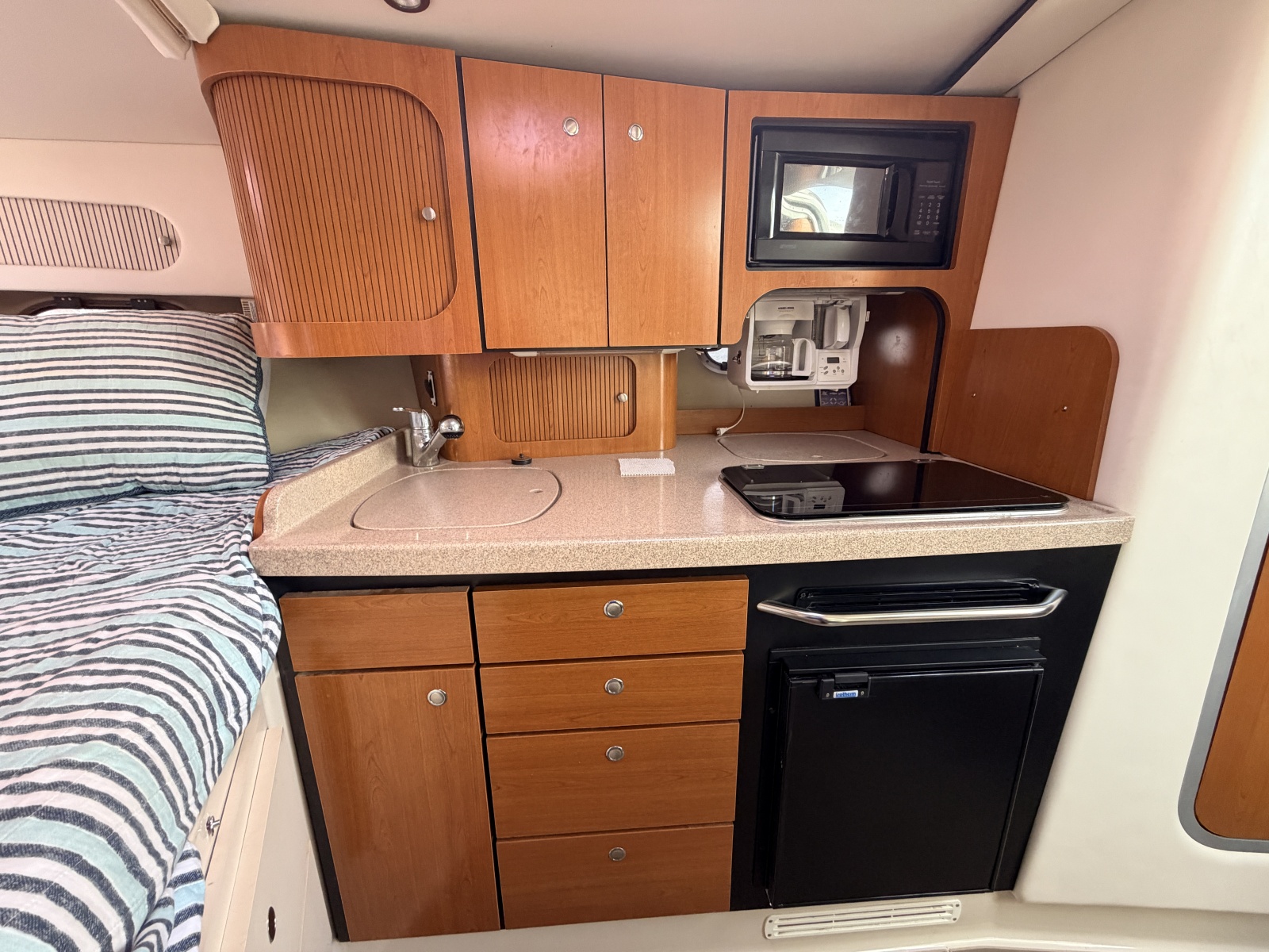 2003 Four Winns 298 Vista