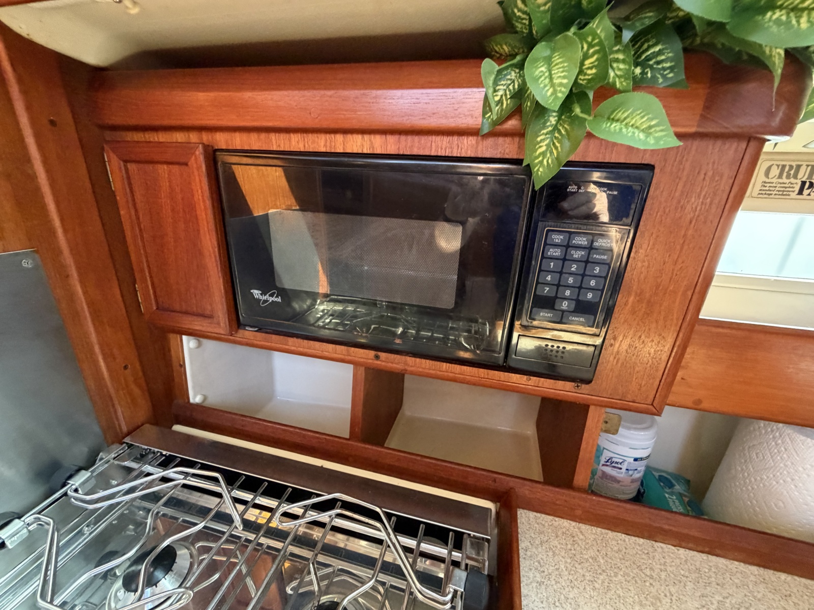 1990 Hunter Legend 37.5