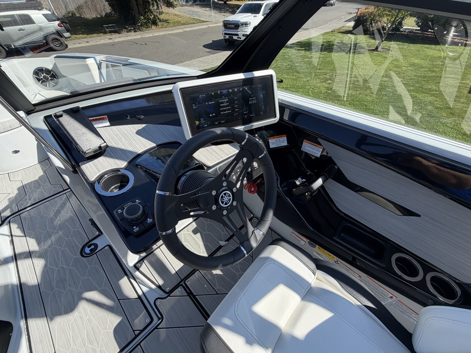 2023 Yamaha Boats 222xe