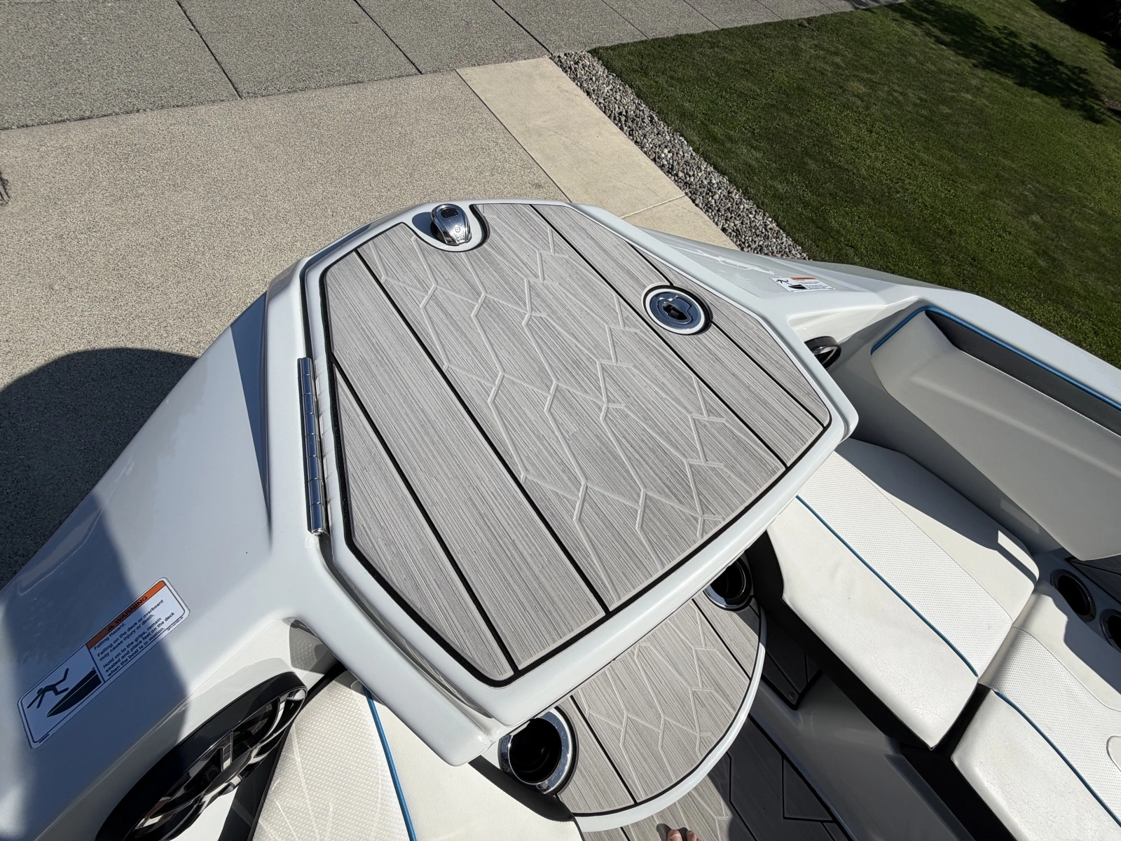 2023 Yamaha Boats 222xe