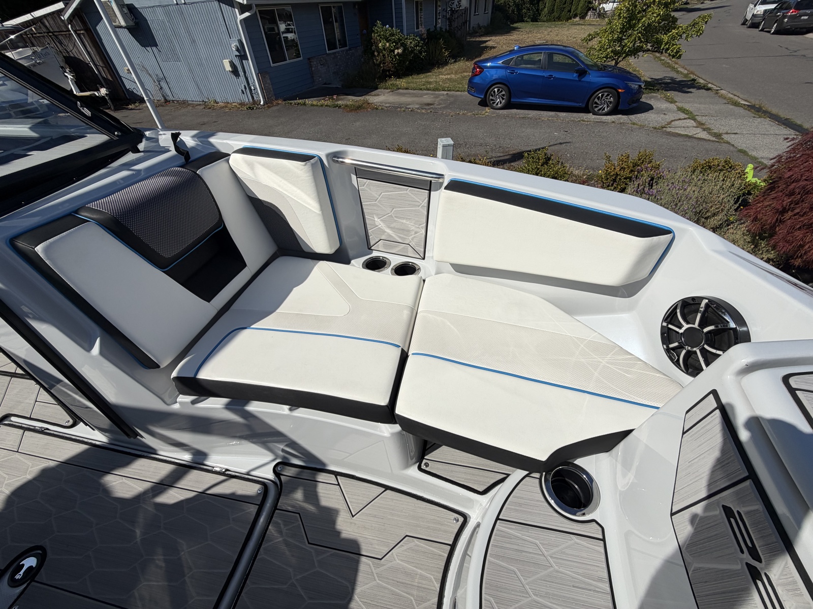 2023 Yamaha Boats 222xe