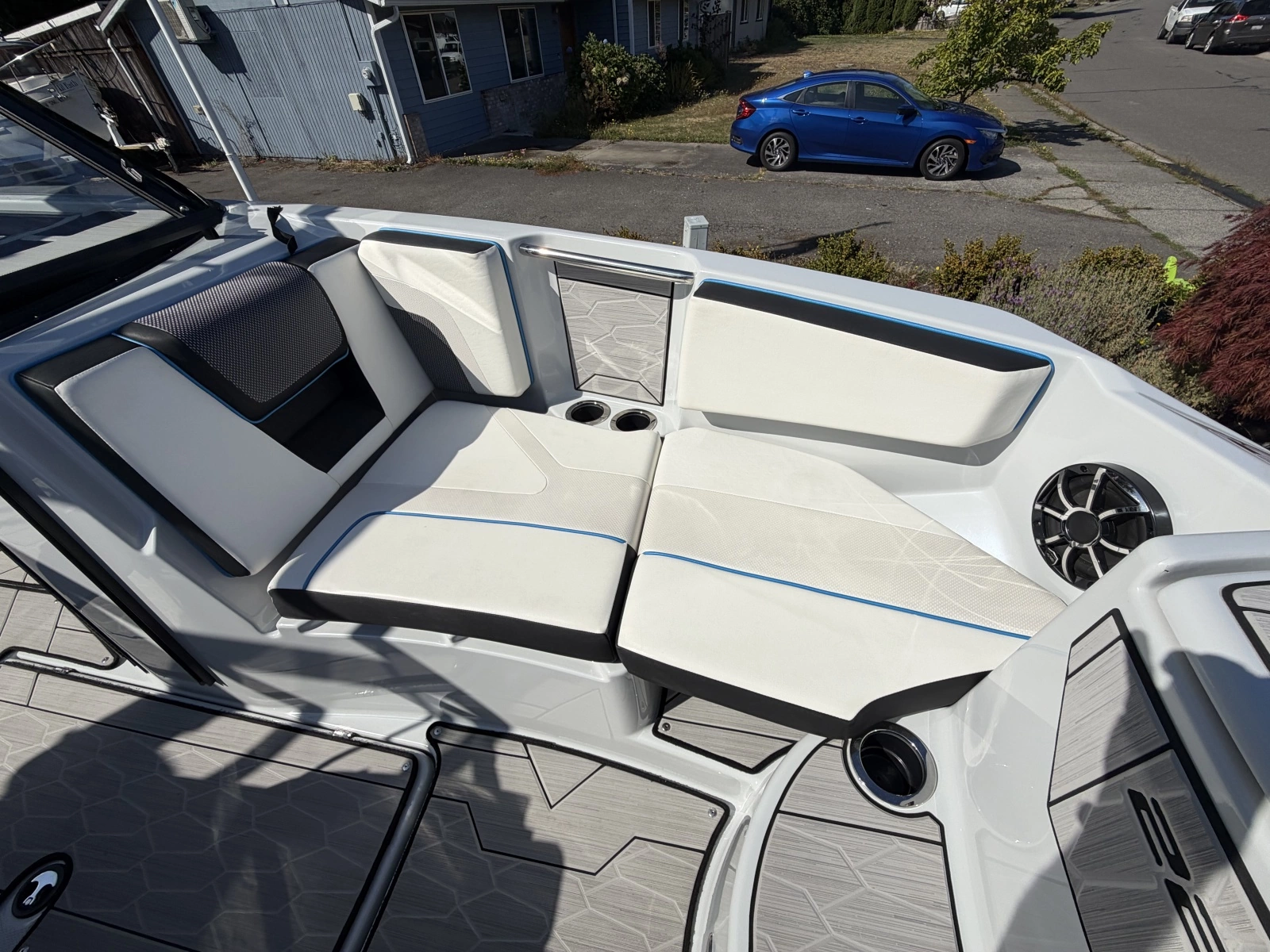 2023 Yamaha Boats 222xe