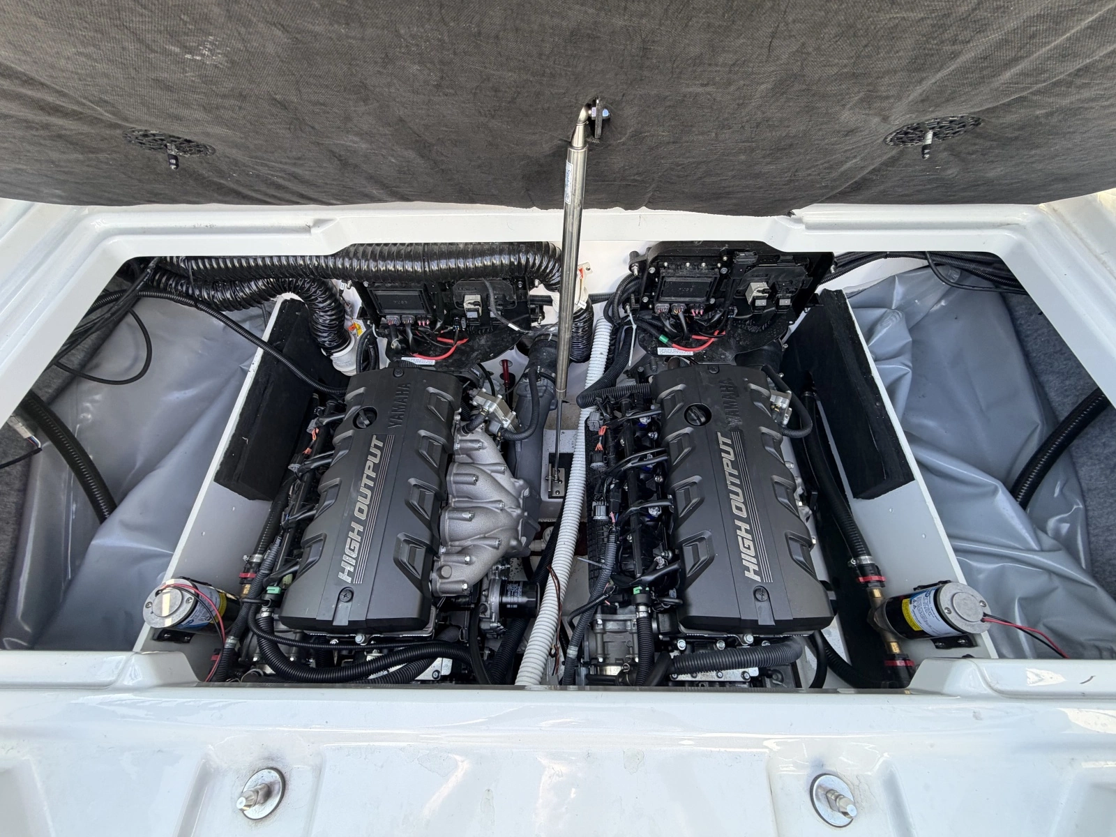 2023 Yamaha Boats 222xe