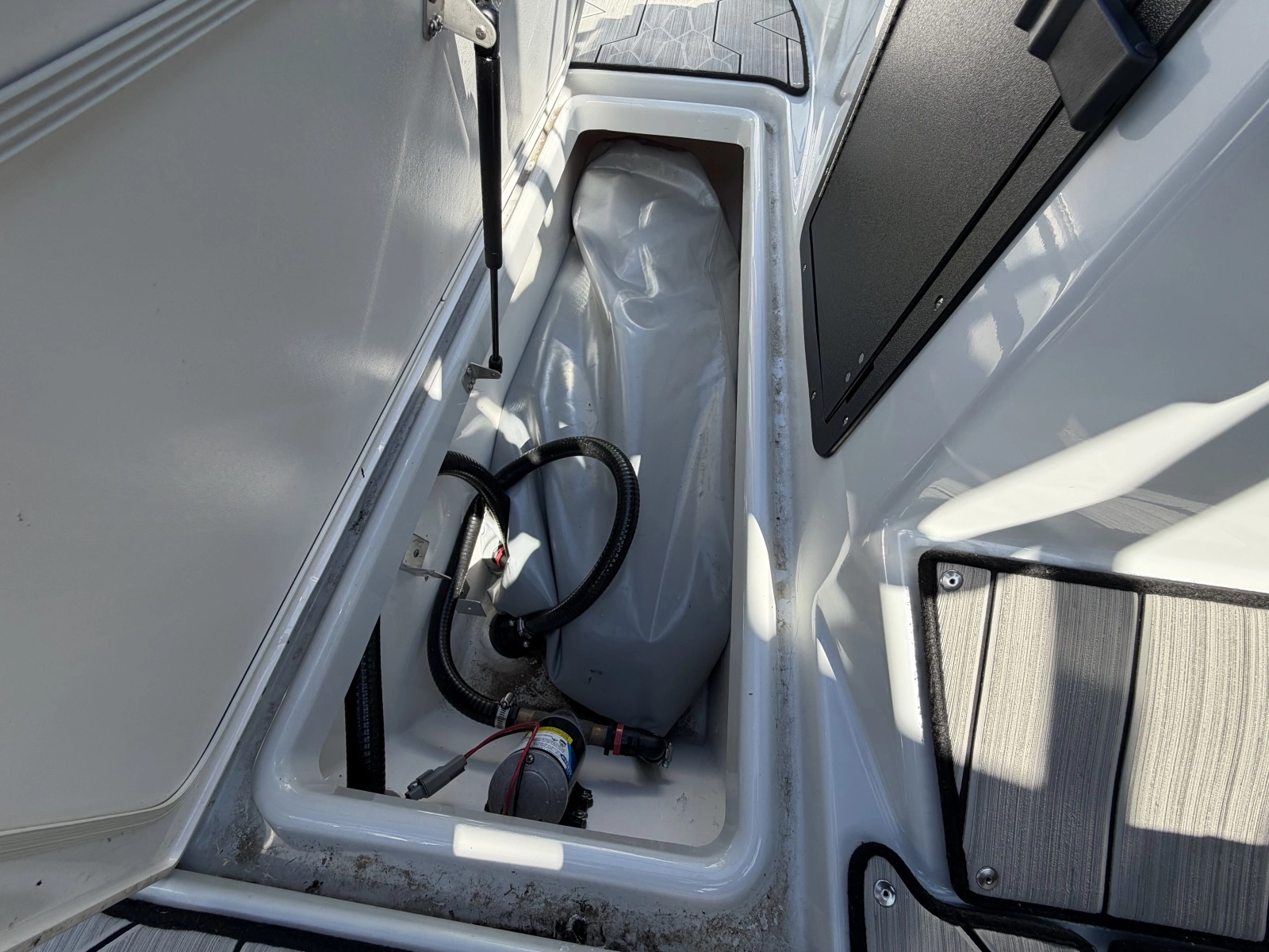 2023 Yamaha Boats 222xe