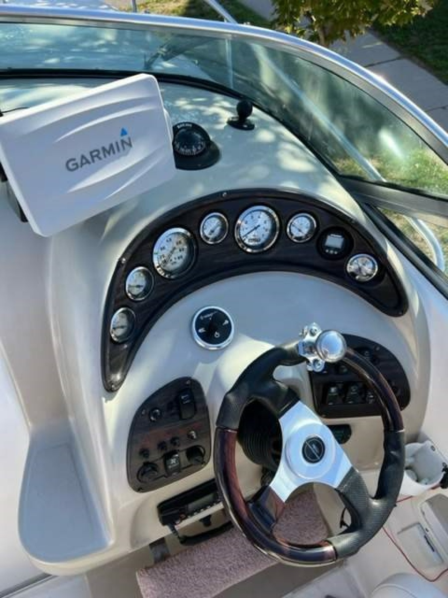 2001 Chaparral Signature 260