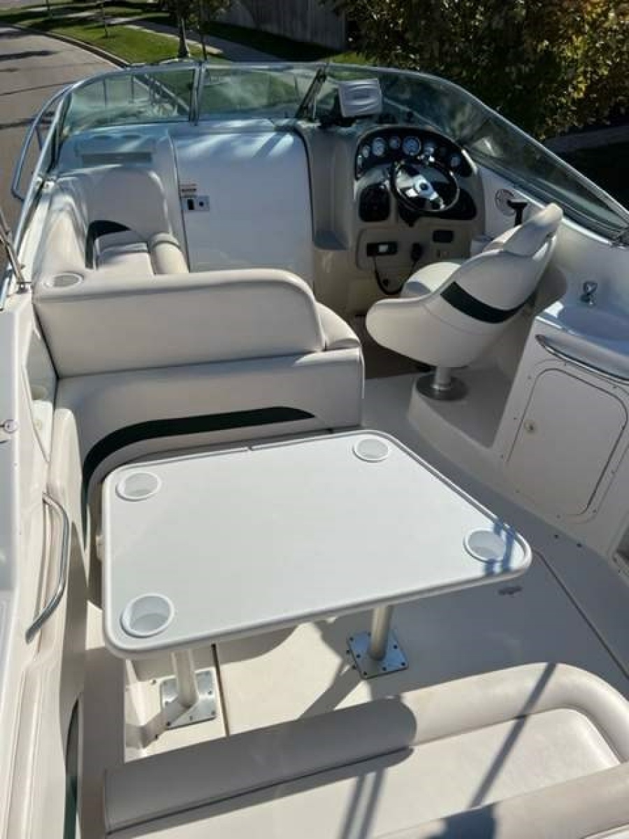 2001 Chaparral Signature 260