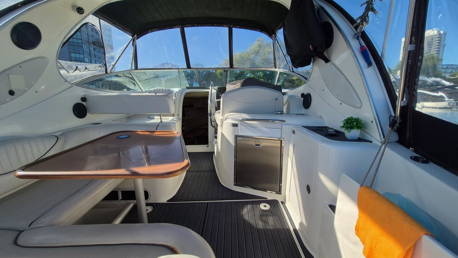 2005 Maxum  3100 SE