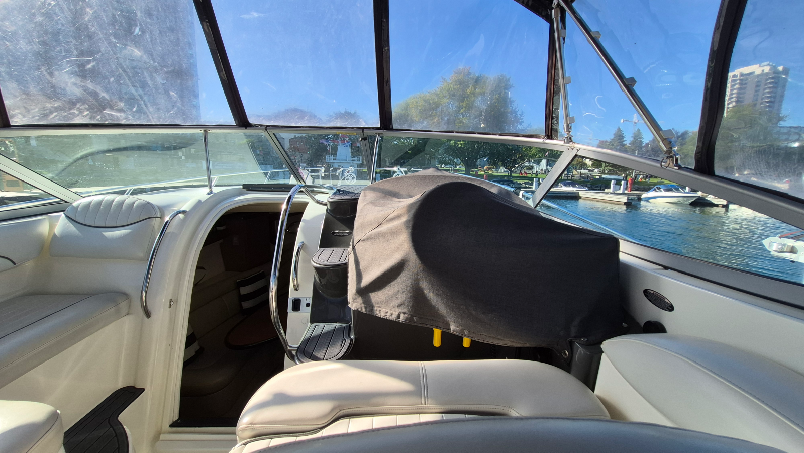 2005 Maxum  3100 SE