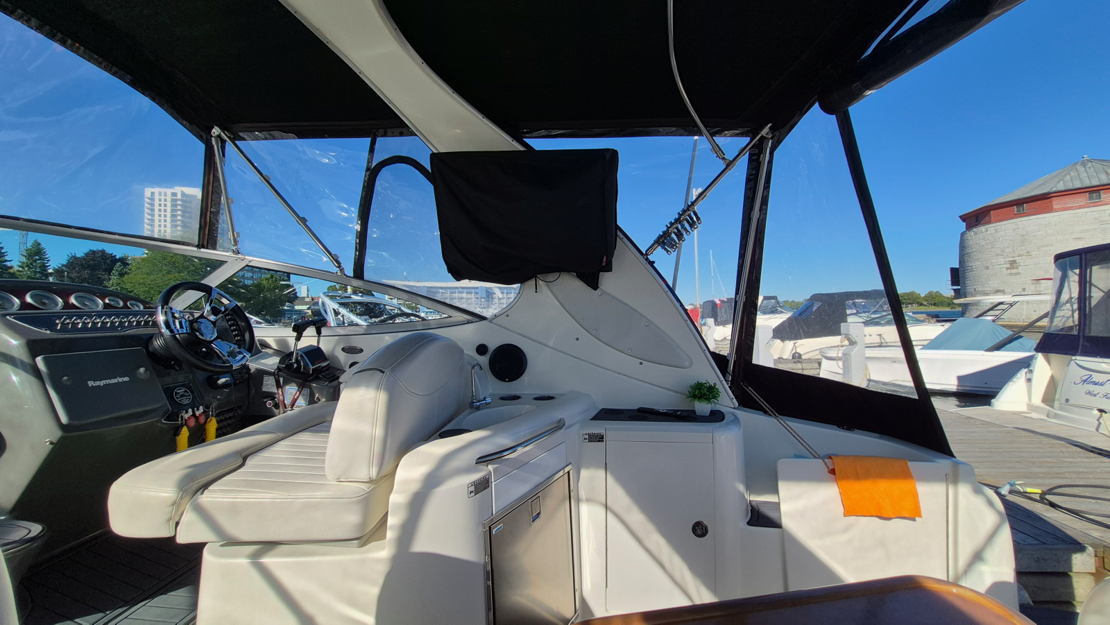 2005 Maxum  3100 SE