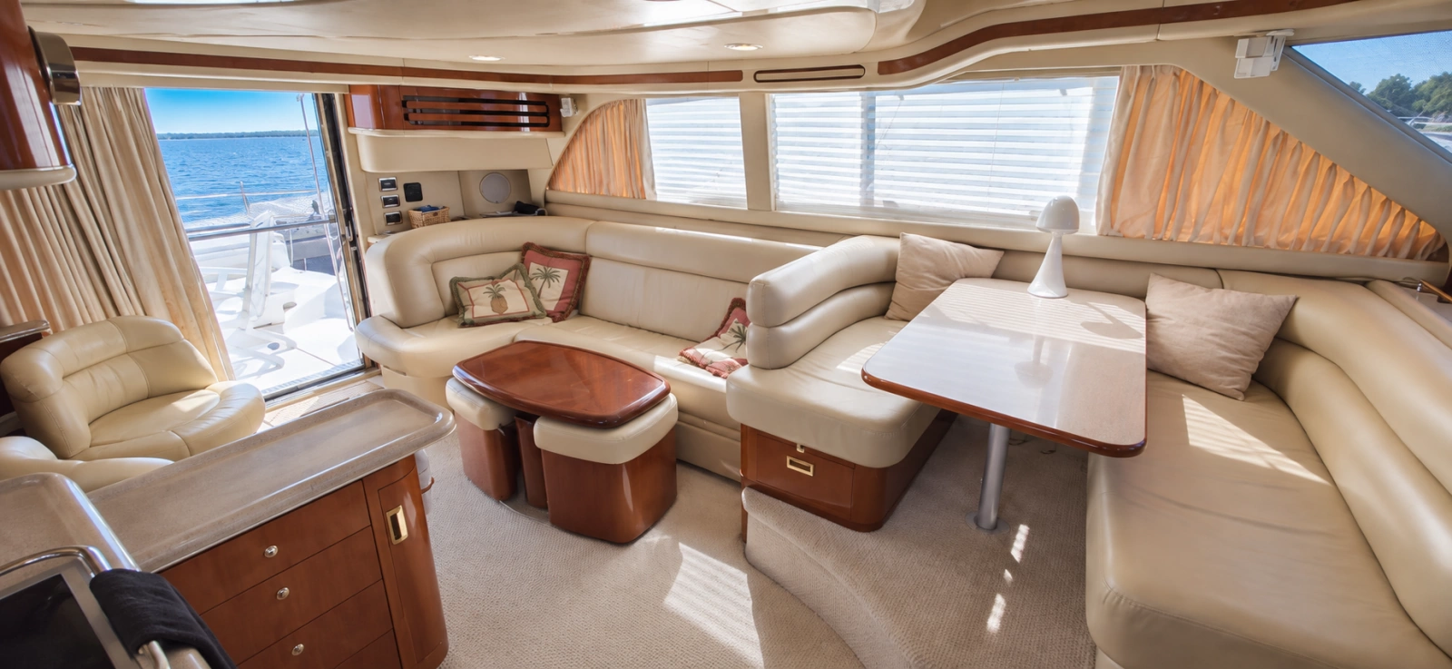 2003 Sea Ray 480 Sedan Bridge
