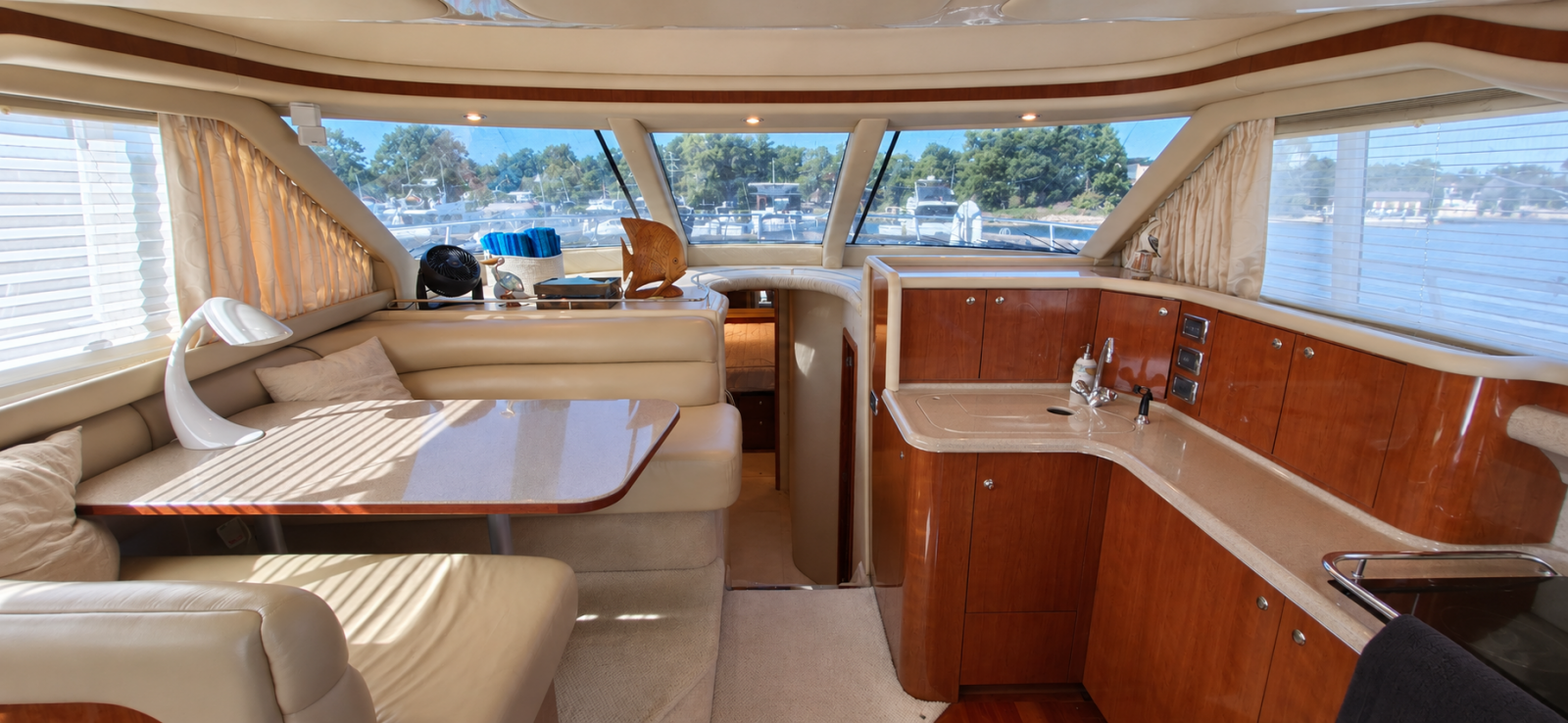 2003 Sea Ray 480 Sedan Bridge