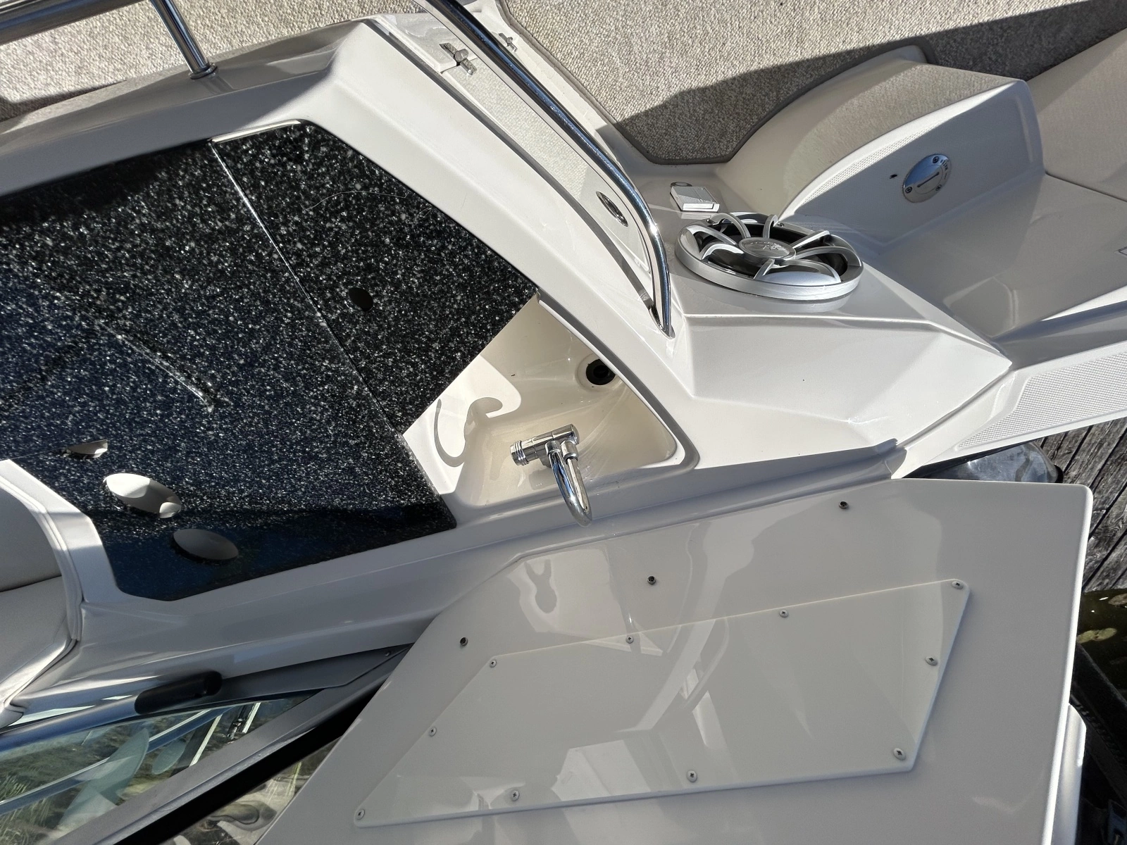 2013 Monterey  340 Sports Yacht