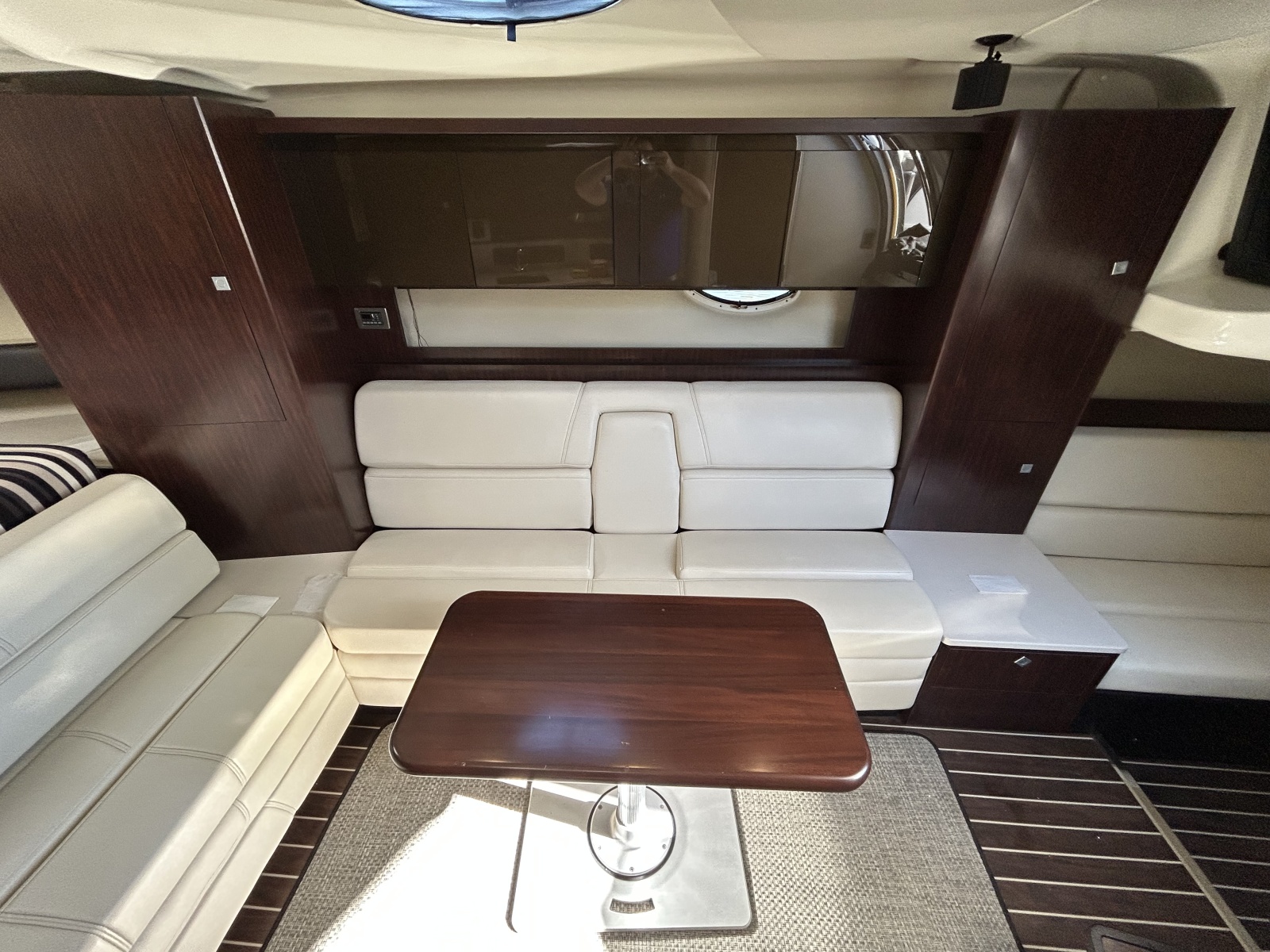2013 Monterey  340 Sports Yacht