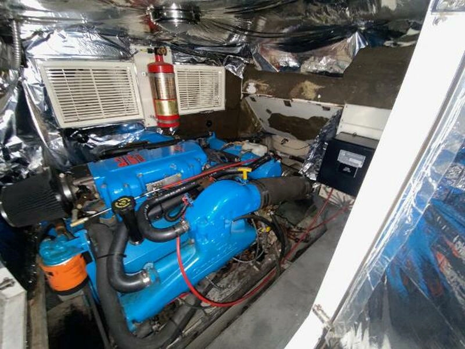 1999 Bluewater 5200