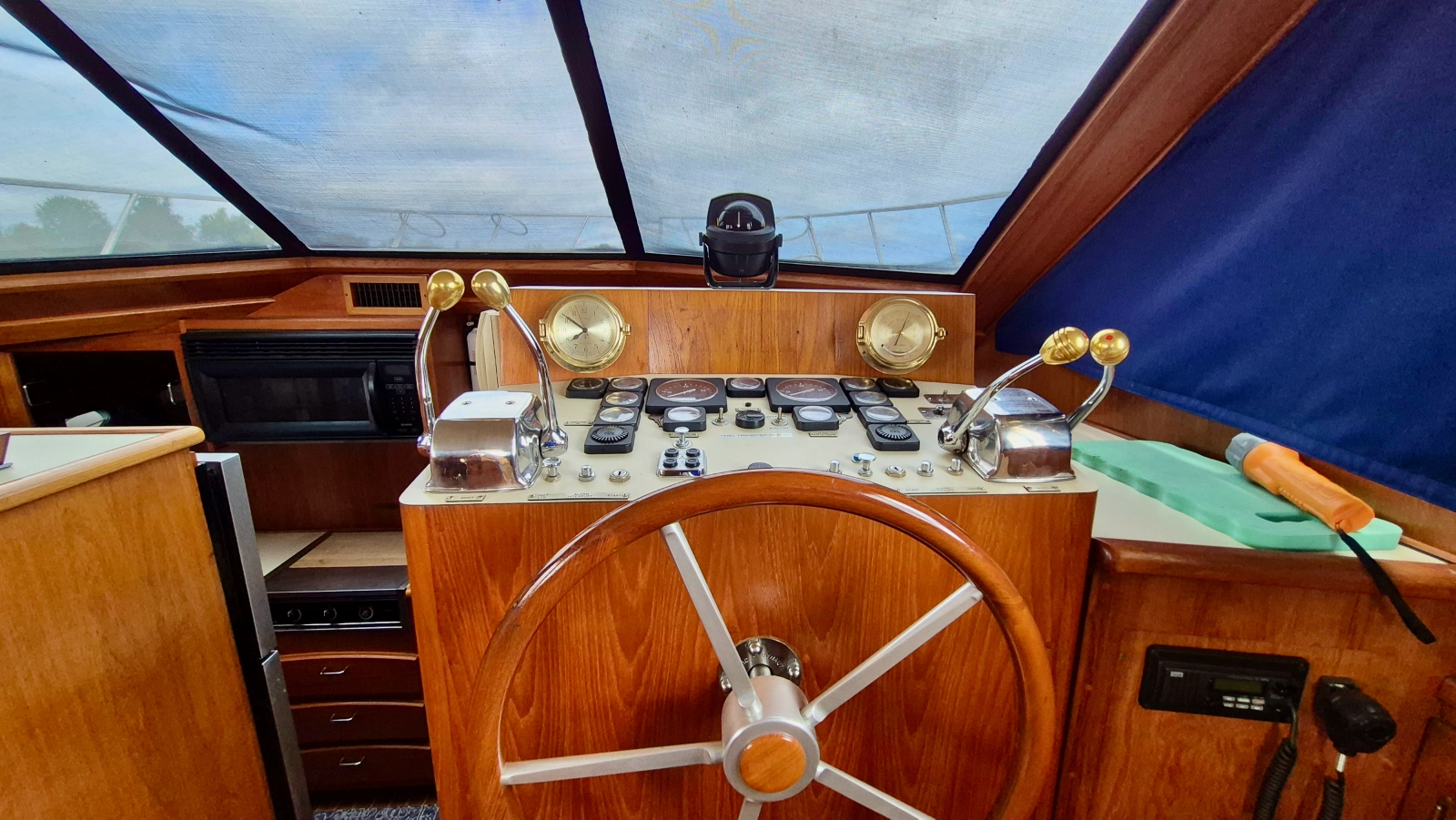 1989 Carver 48 Californian