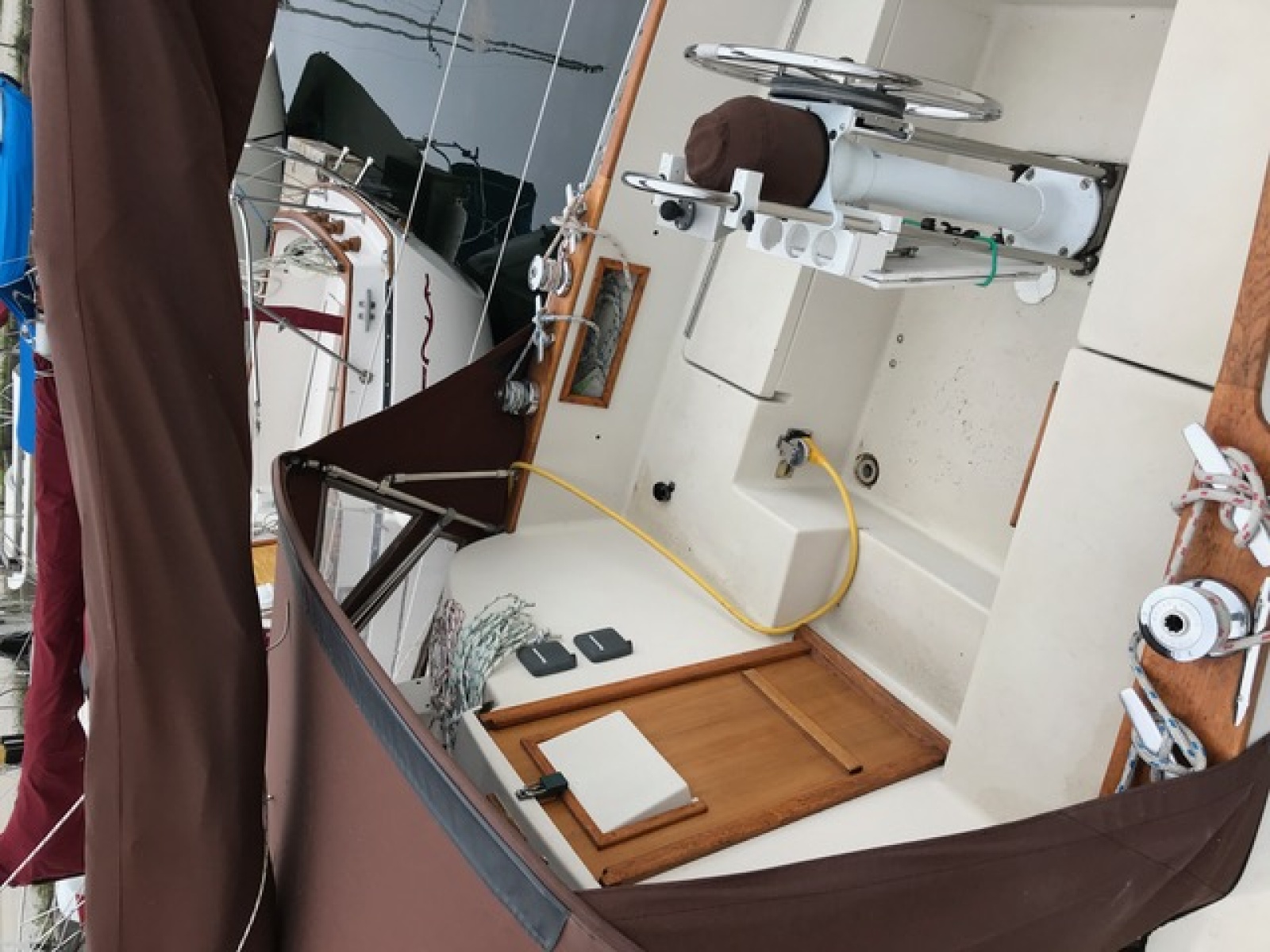 1984 Bayfield 32C Tall Rig