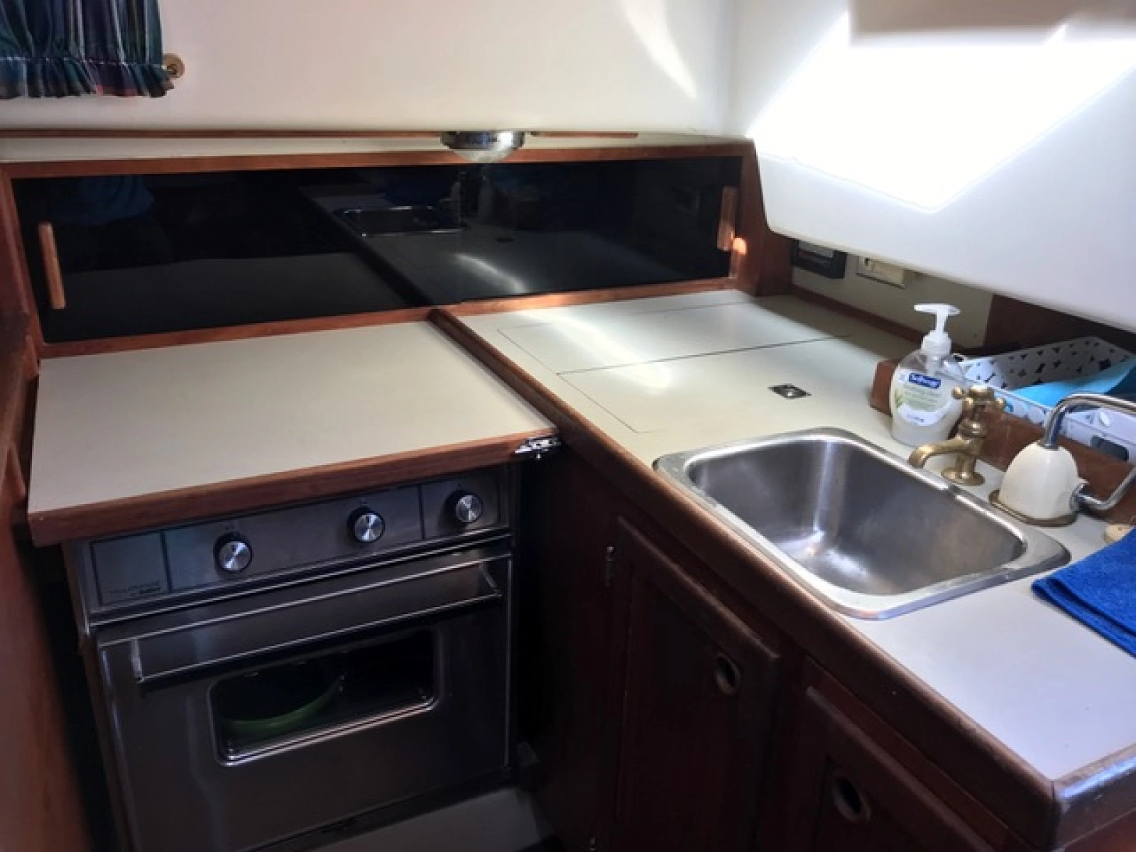 1984 Bayfield 32C Tall Rig