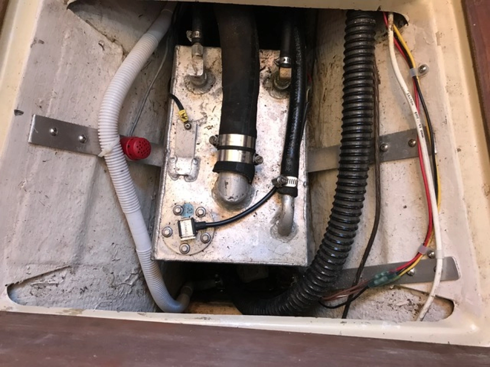 1984 Bayfield 32C Tall Rig