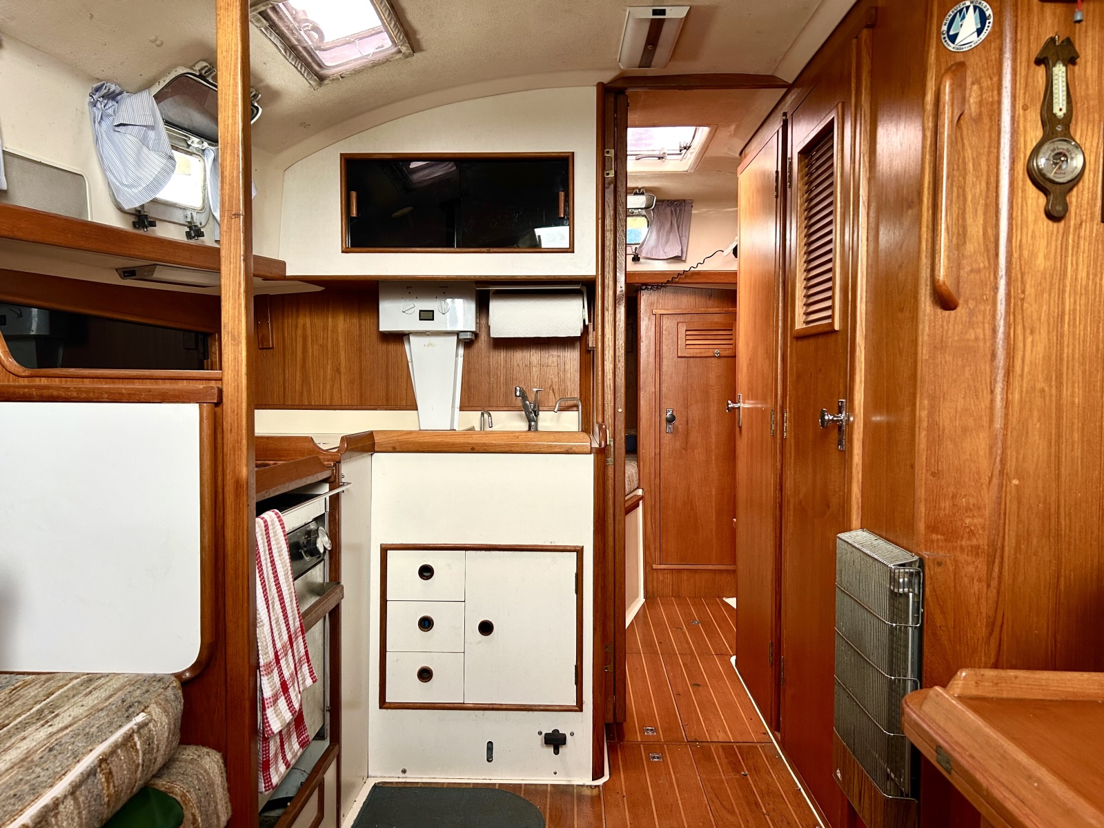 1984 Hinterhoeller Nonsuch 30 Ultra