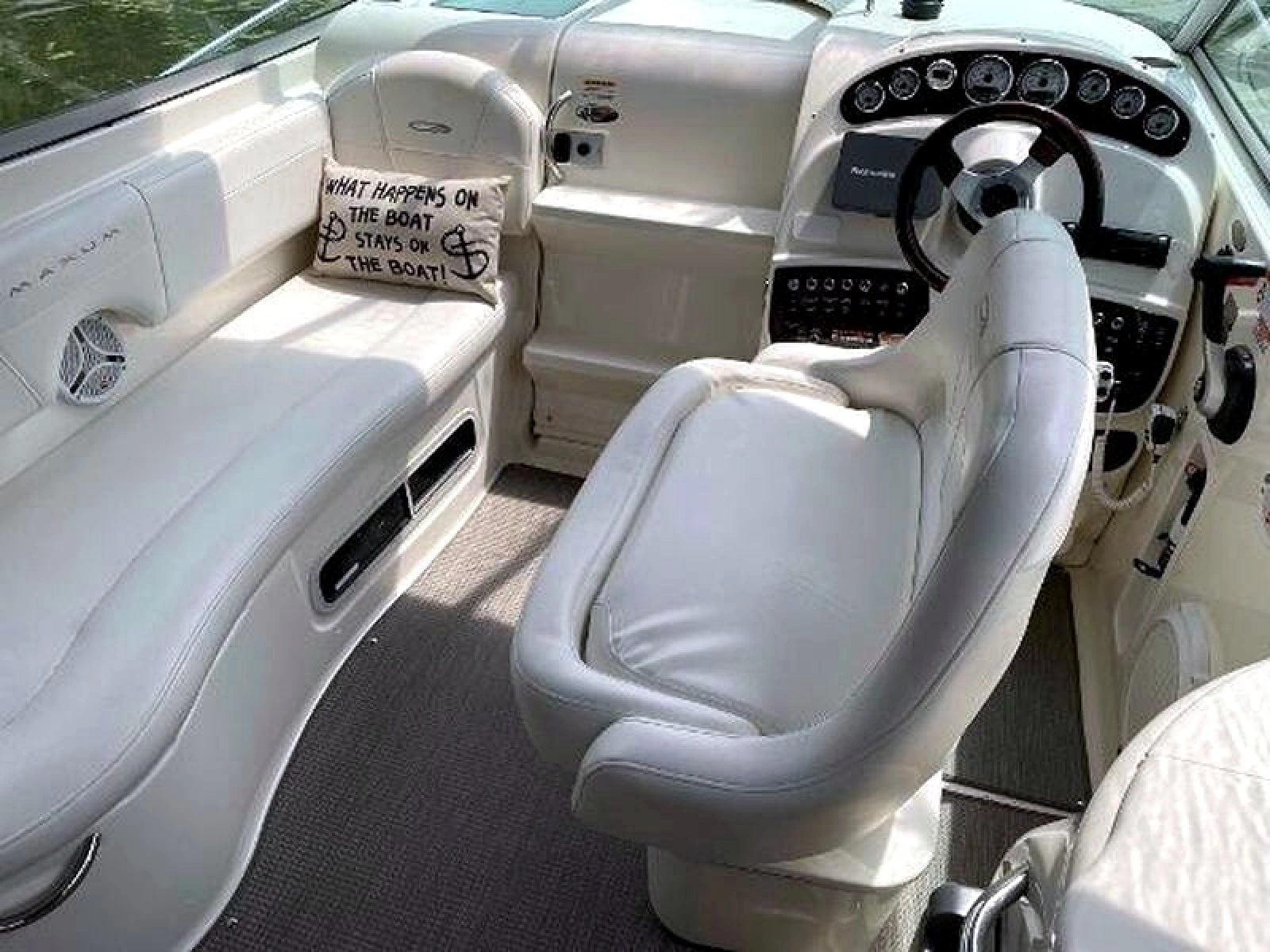 2009 Maxum 2700 SE