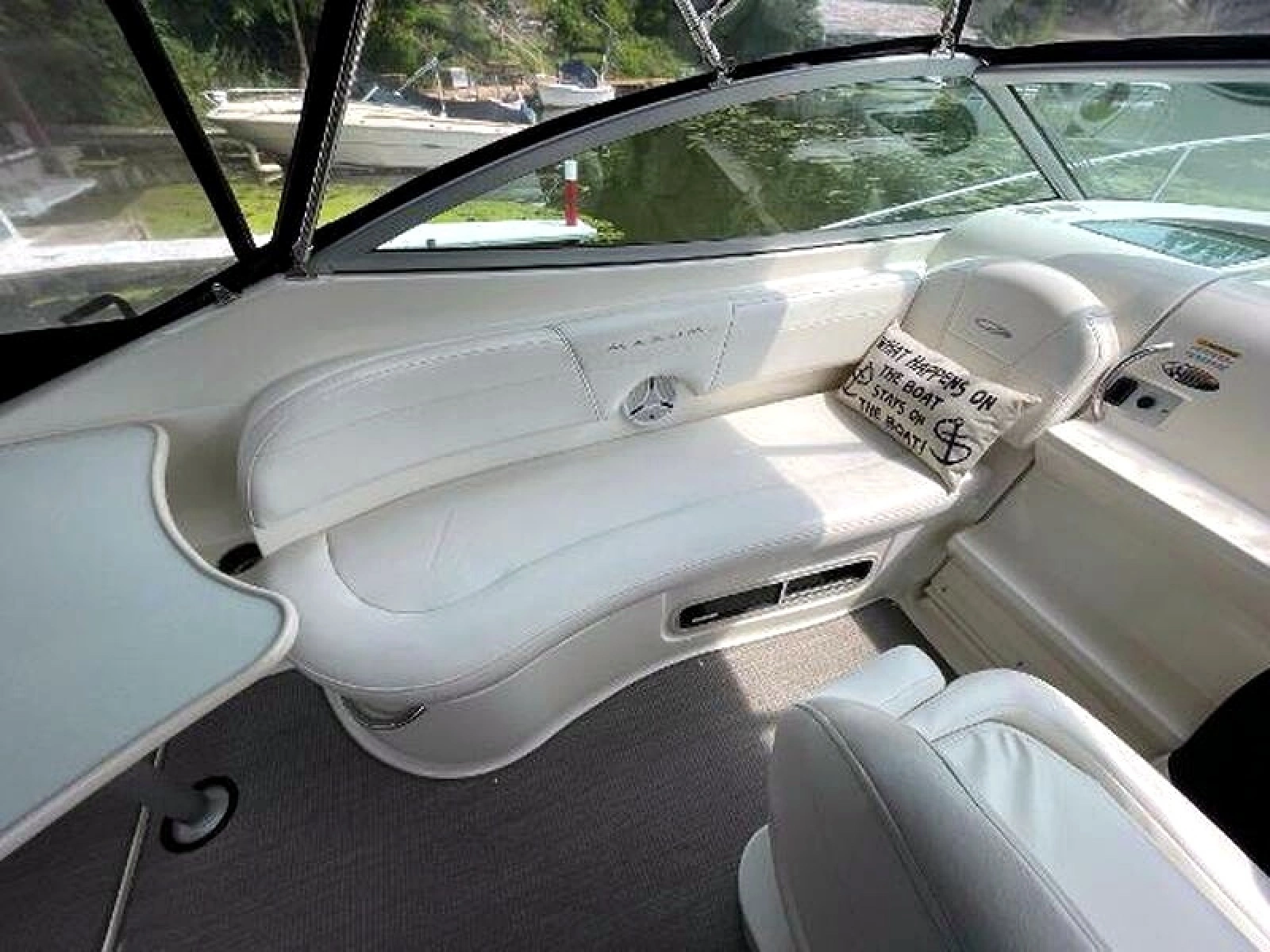 2009 Maxum 2700 SE