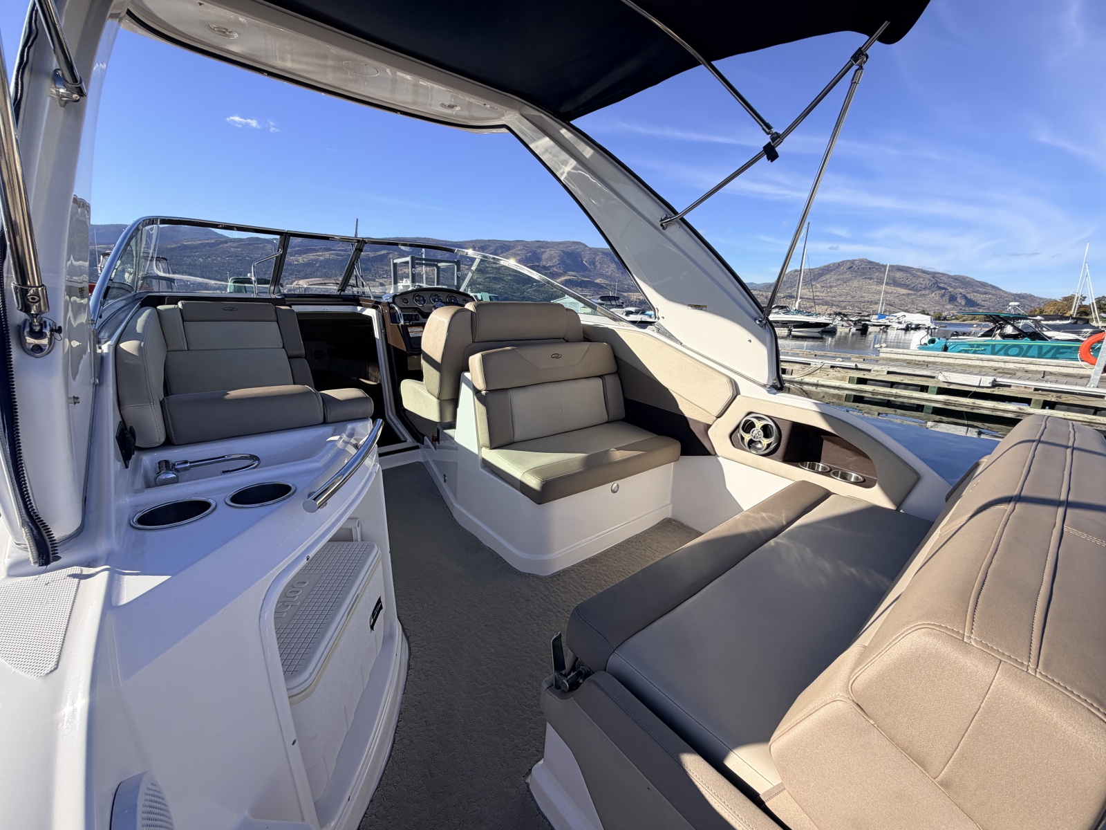 2014 Regal 28 Express