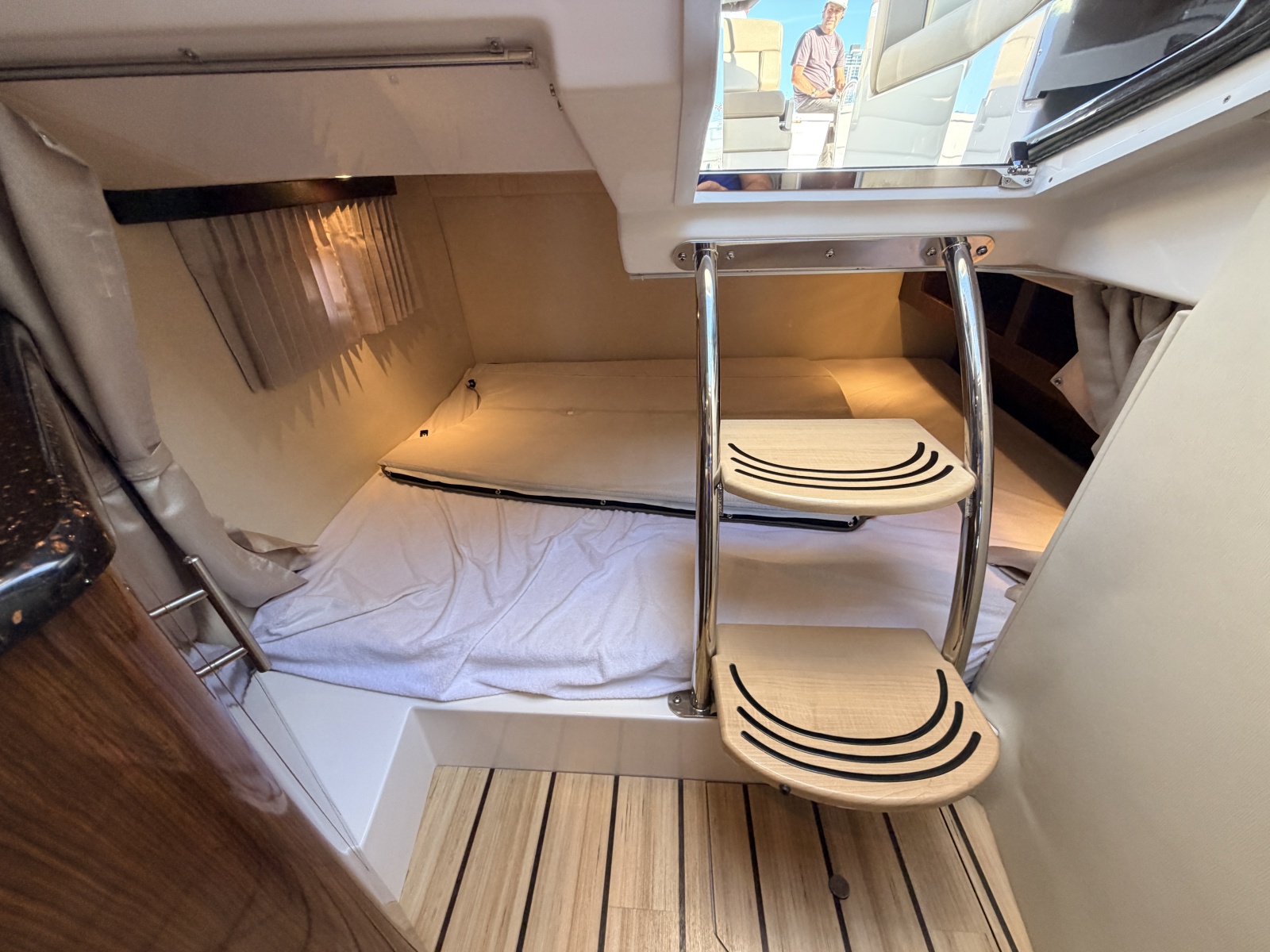 2014 Regal 28 Express