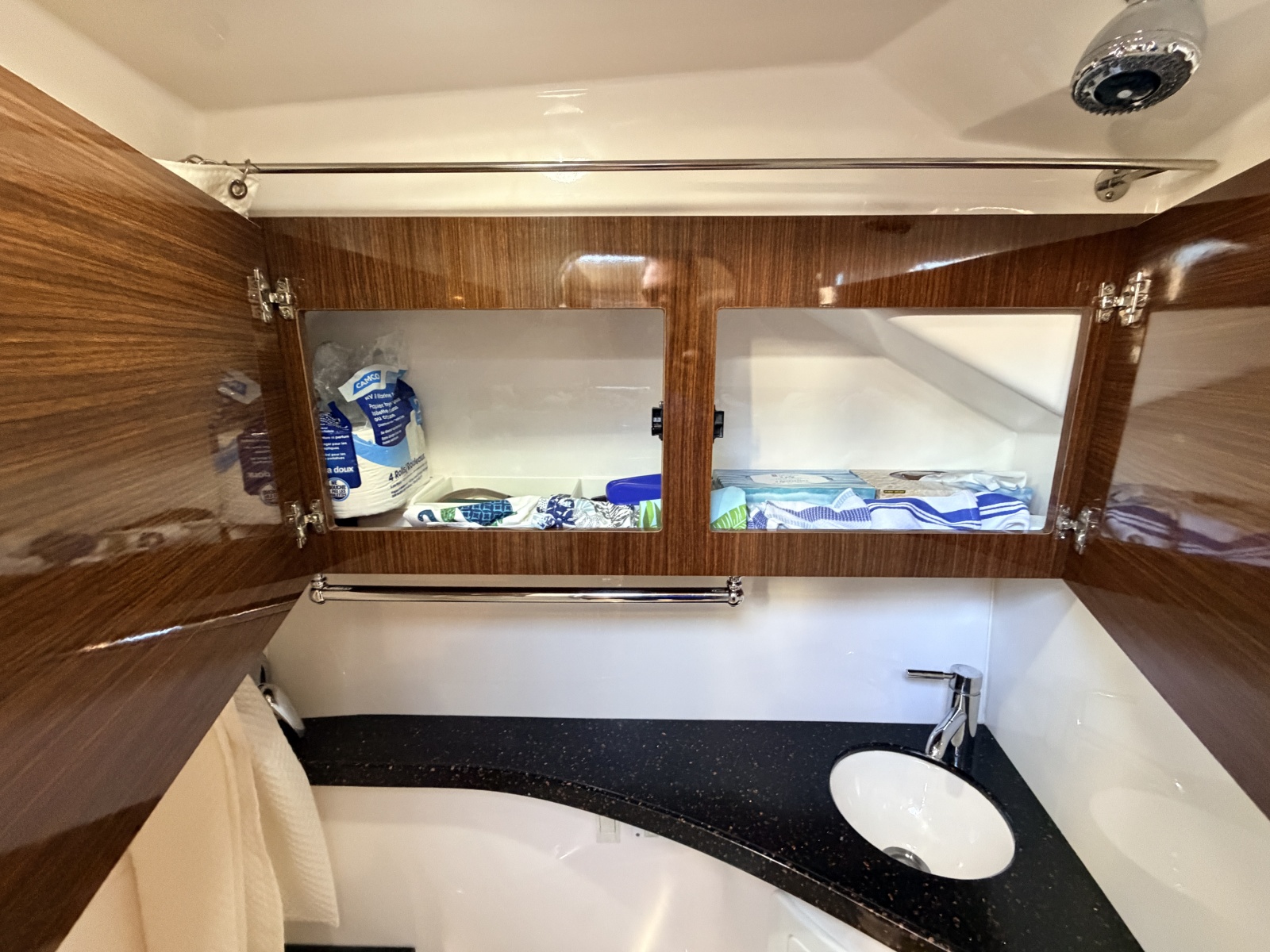 2014 Regal 28 Express